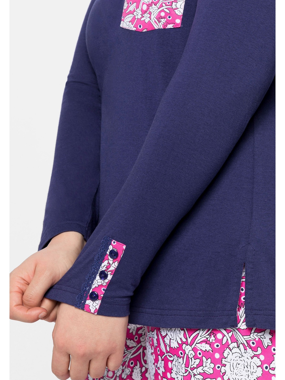 sheego by Joe Browns Langarmshirt »Große Größen«, mit femininen Details