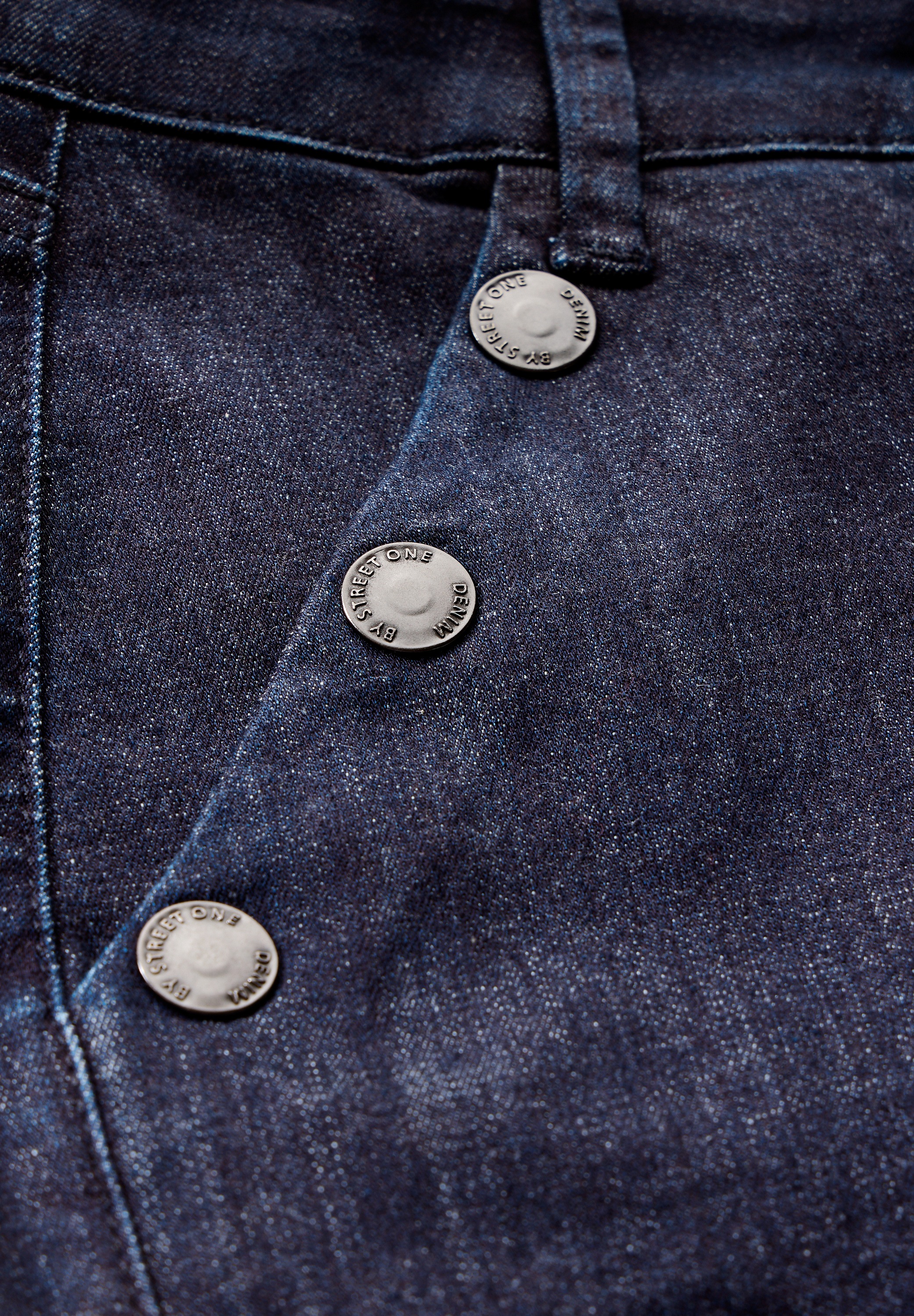 STREET ONE Straight-Jeans, aus Baumwolle mit Stretchanteil