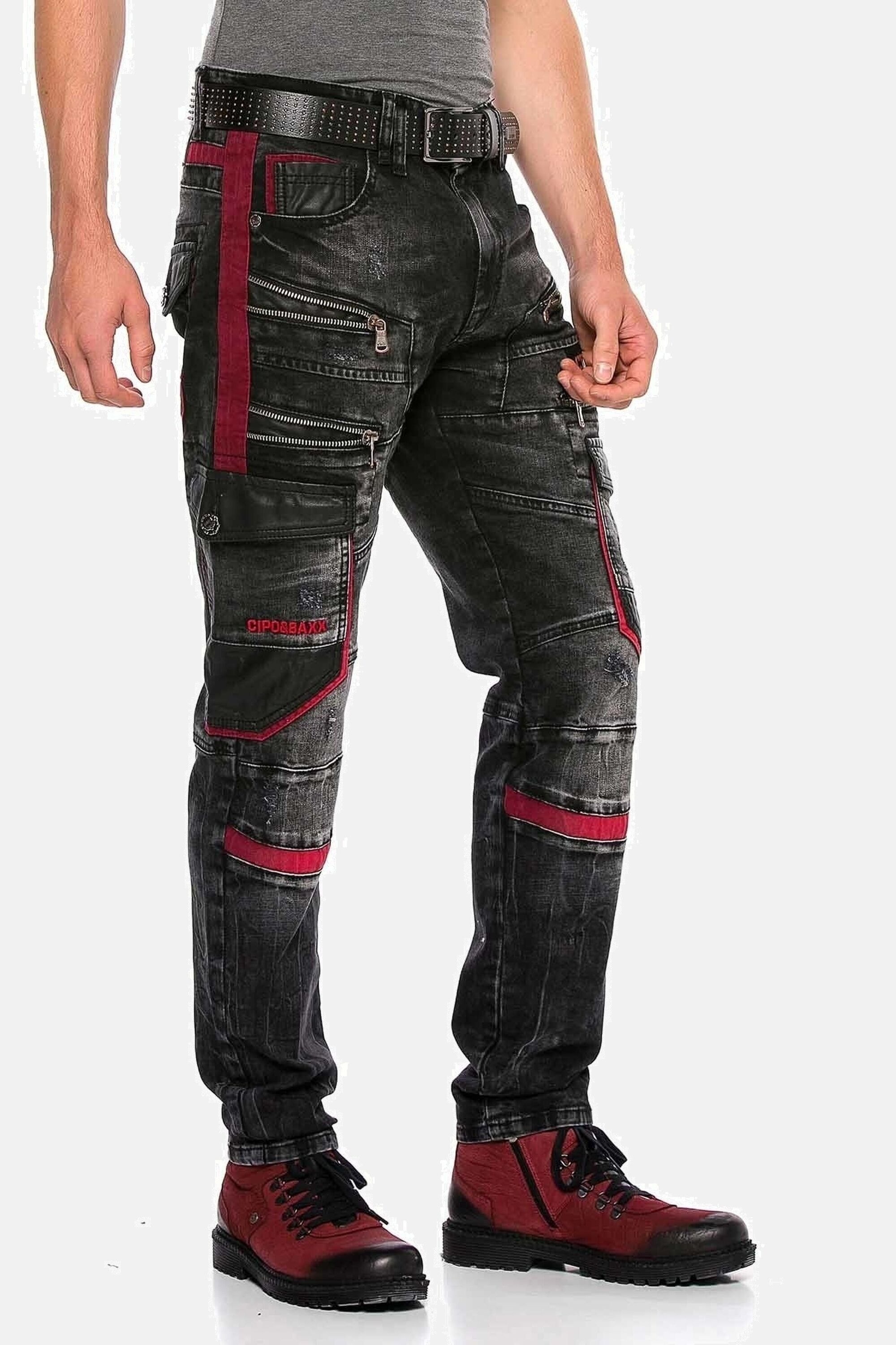 Straight-Jeans »Jeans«, mit auffälligen Elementen, CD561