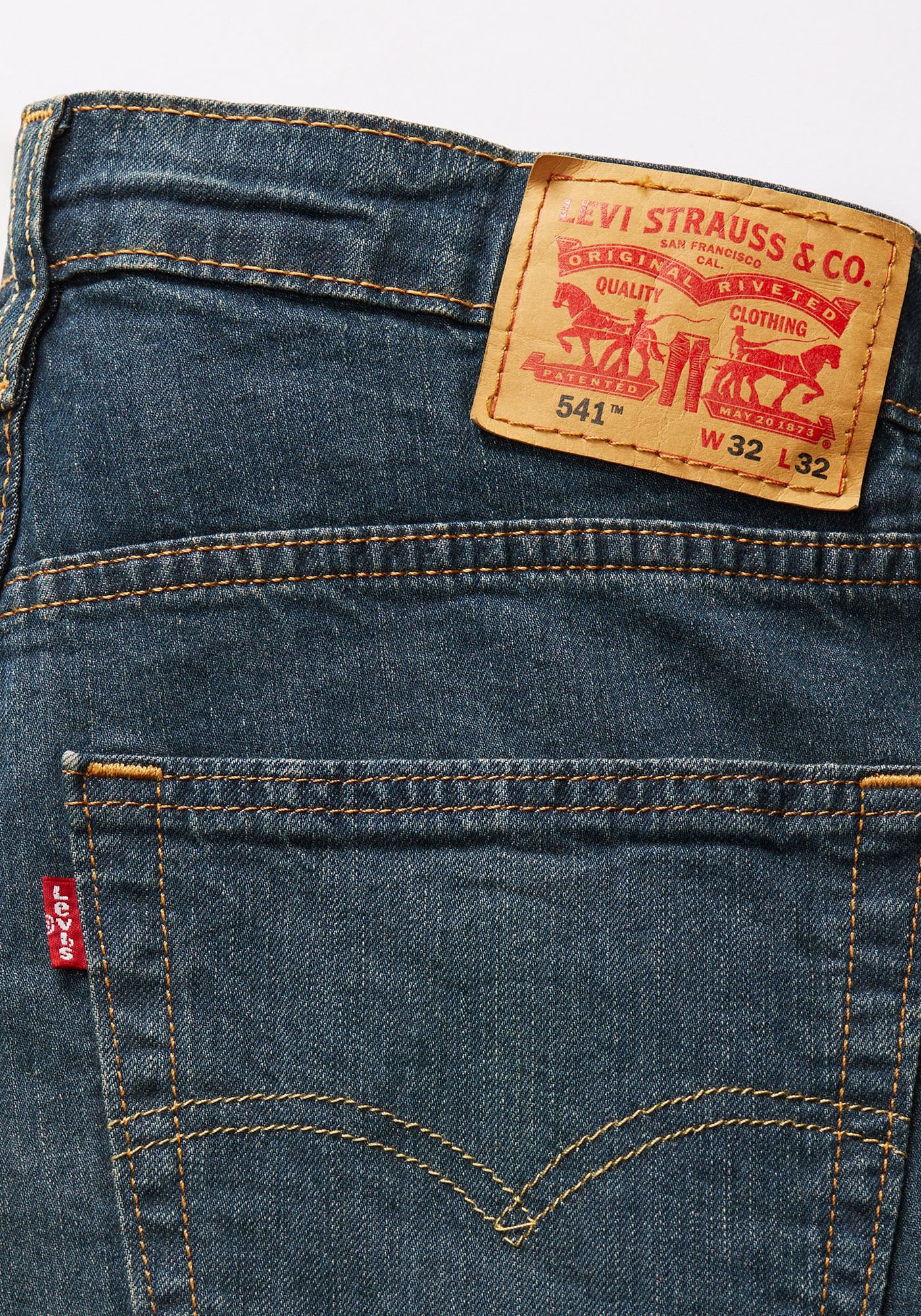 Levi's® Straight-Jeans »JEANS 541«, im Five-Pocket Style