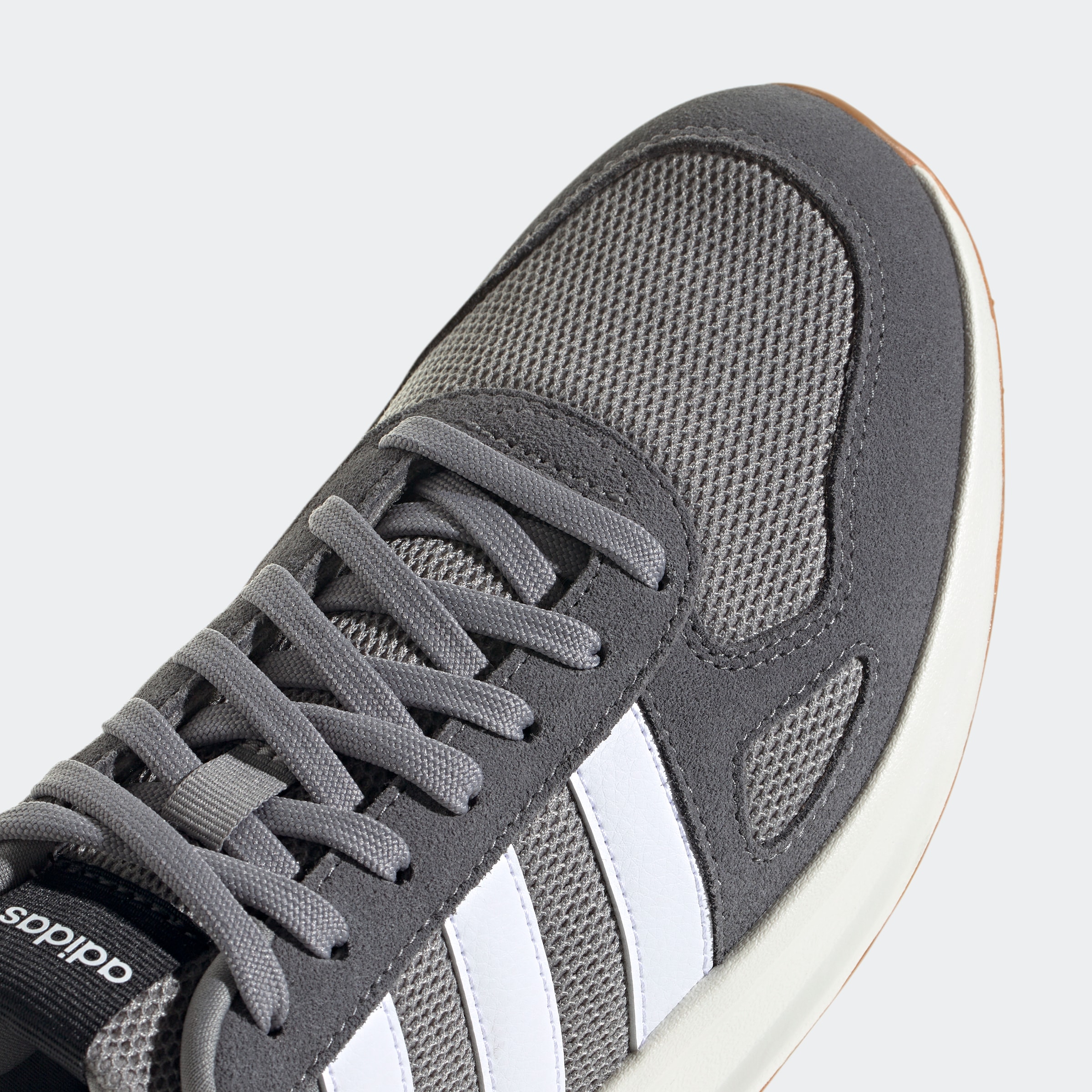 adidas Sportswear Sneaker »RUN 84«, inspiriert vom Design des adidas LA Trainer