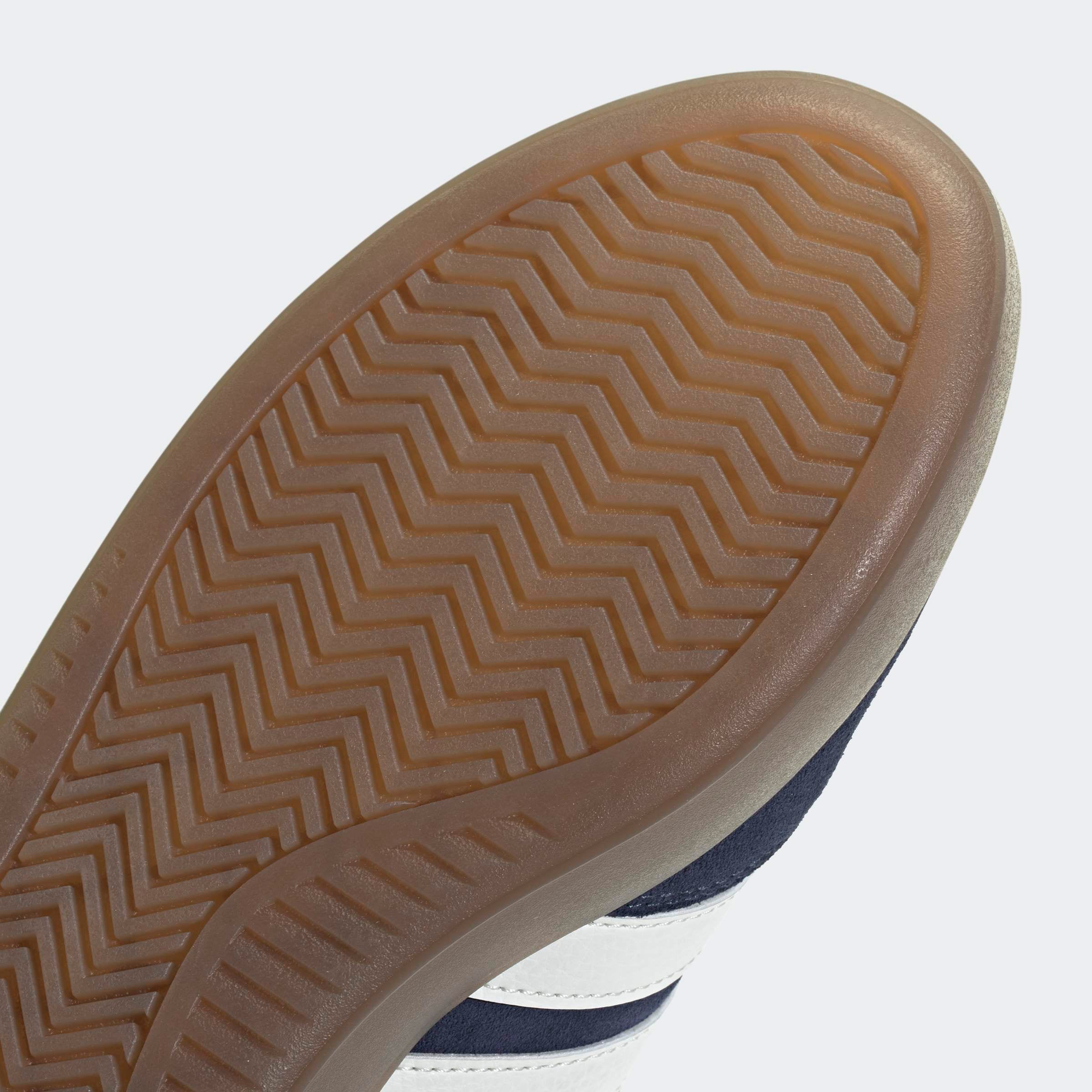 adidas Sportswear Sneaker »BARREDA DECODE«  inspiriert vom Design des adidas handball spezial