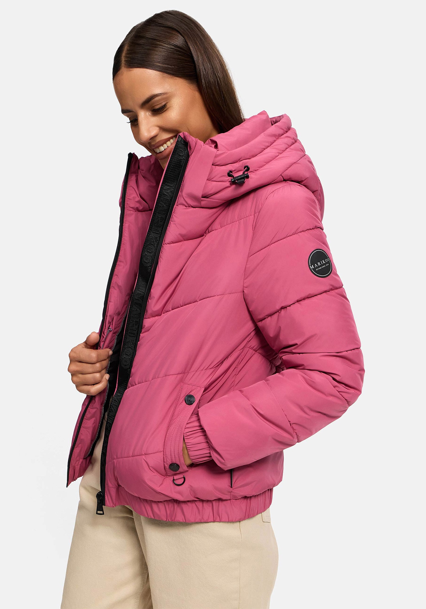 Marikoo Winterjacke »Nayanaa«, mit abnehmbarer Kapuze