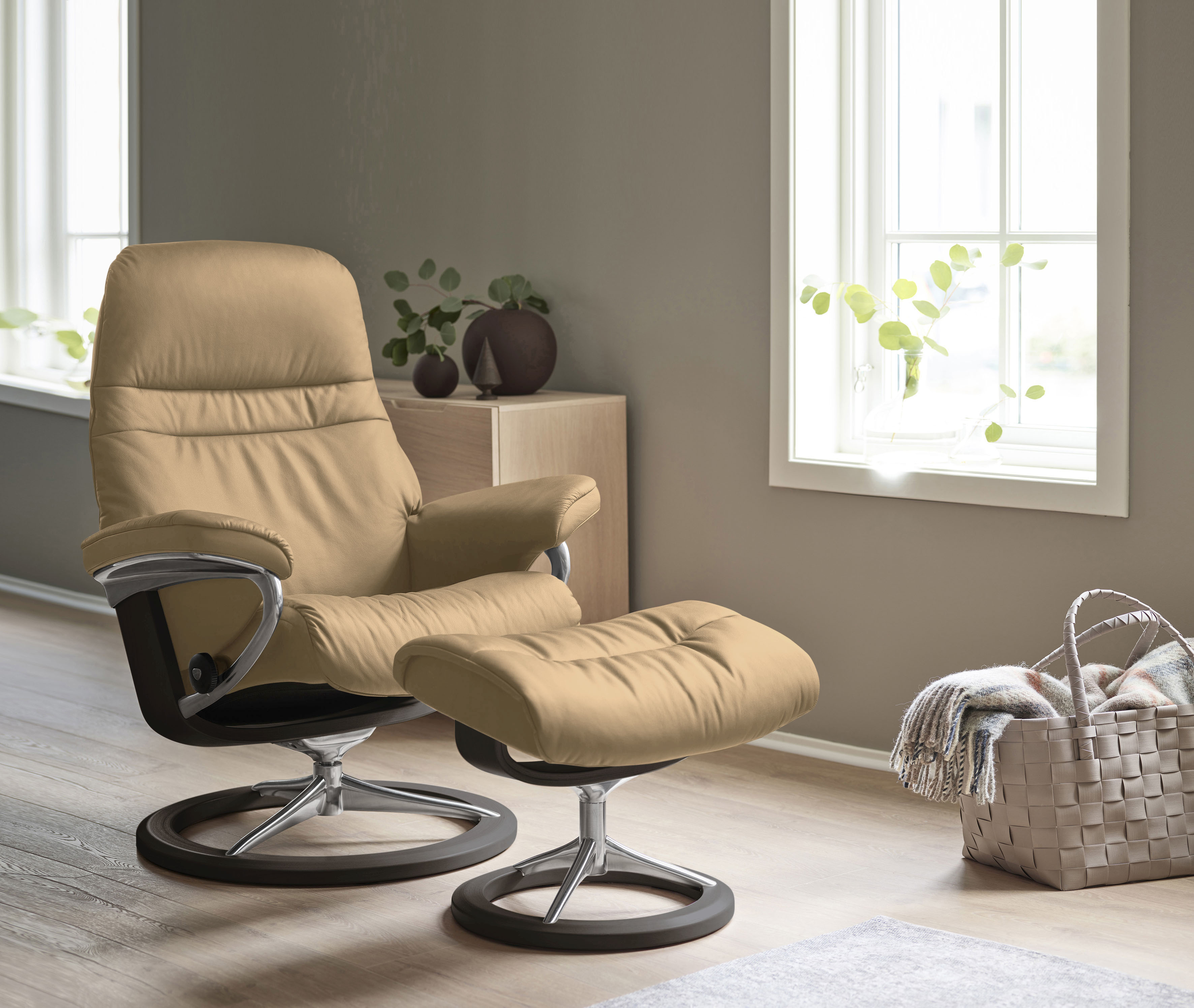 Stressless Relaxsessel "Sunrise" mit Signature Base, Größe S, Gestell Wenge, in 2 Bezugsqualitäten lieferbar