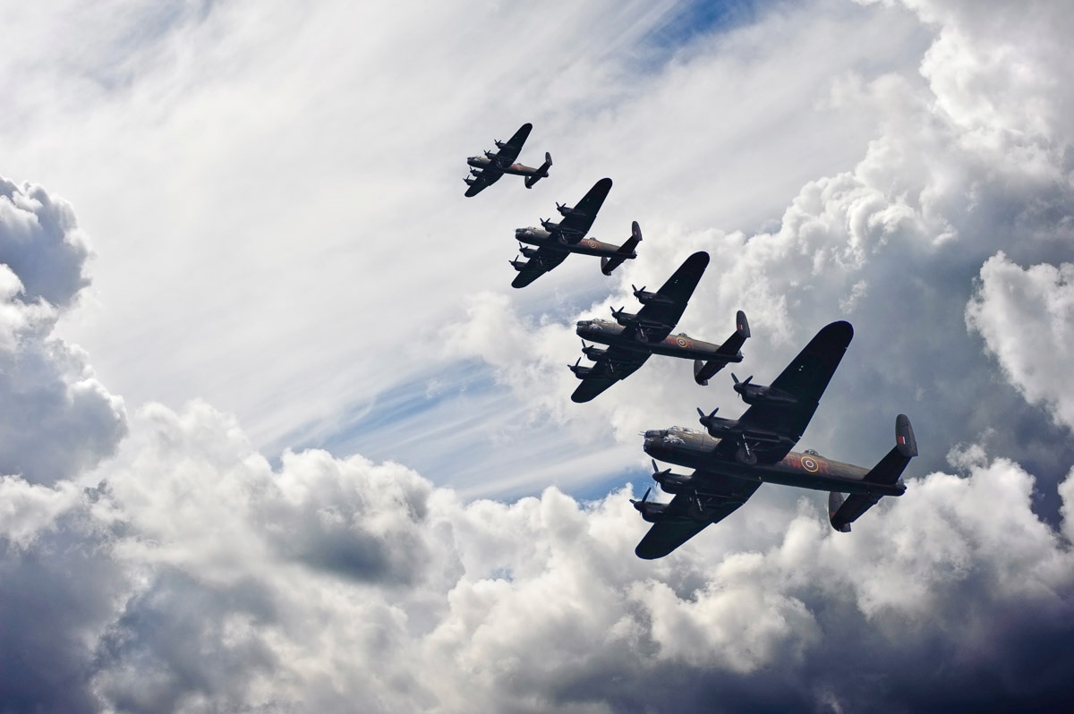 Fototapete »Lancaster Bomber«