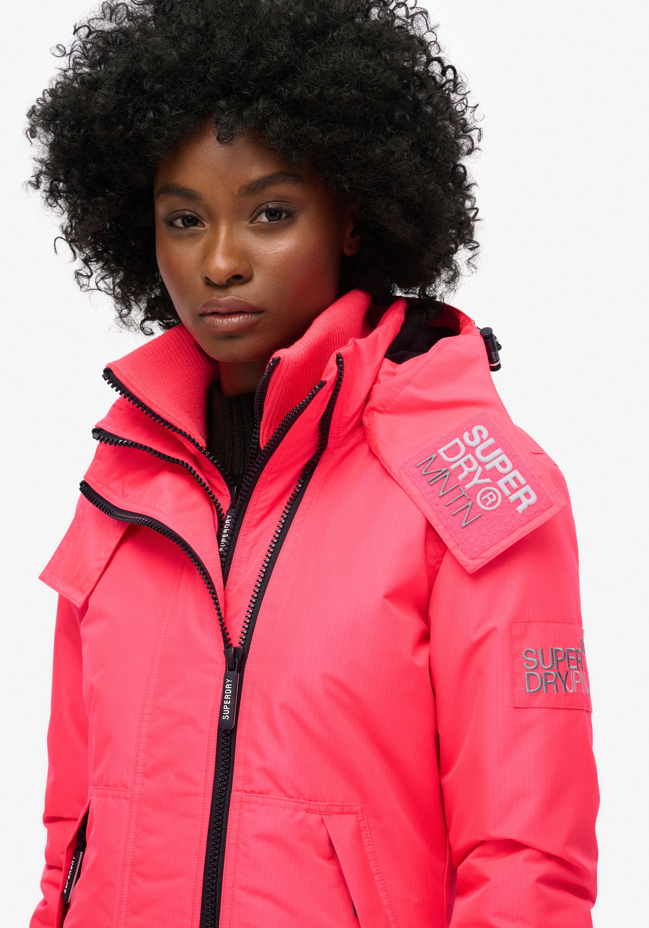 Superdry Outdoorjacke "HOODED MTN WINDBREAKER JACKET", mit Kapuze günstig online kaufen