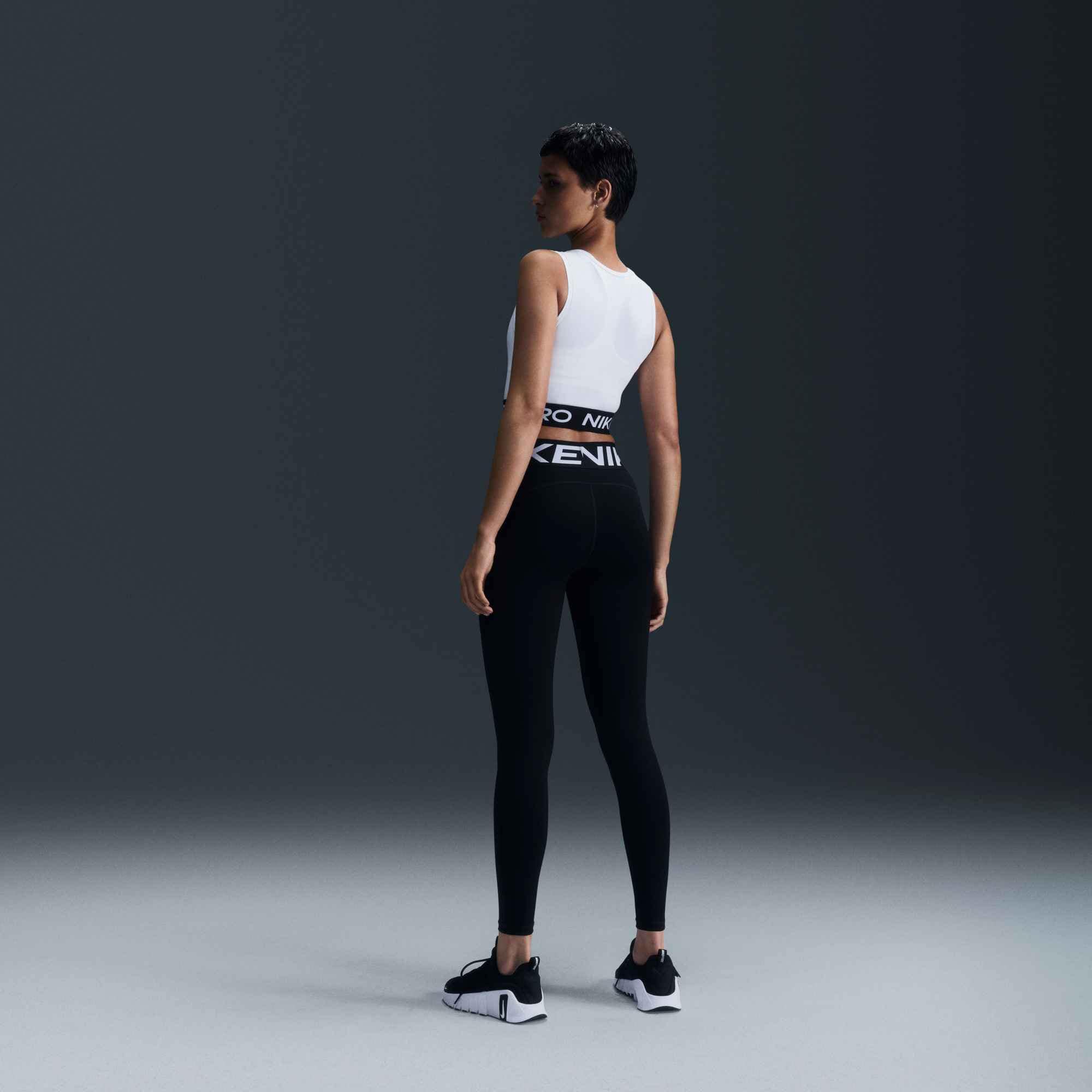 Nike Tanktop »PRO DF 365 CROP TANK« mit Rundhalsausschnitt, aus Polyester und Elasthan, normaler Schnitt