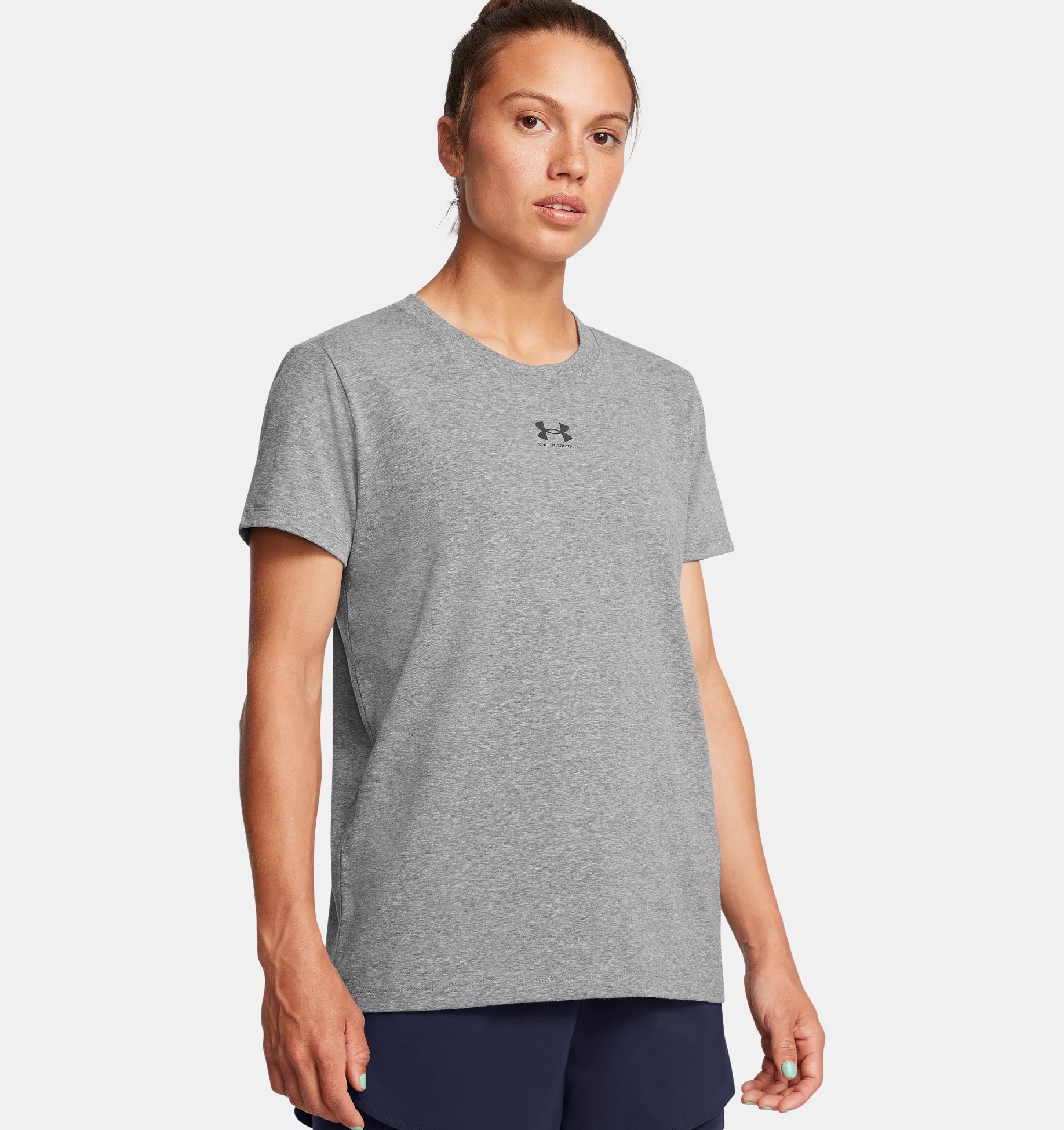 Under Armour T-Shirt "UA RIVAL CORE SS" mit Rundhalsausschnitt, Kurzarm-Design, schnelltrocknend
