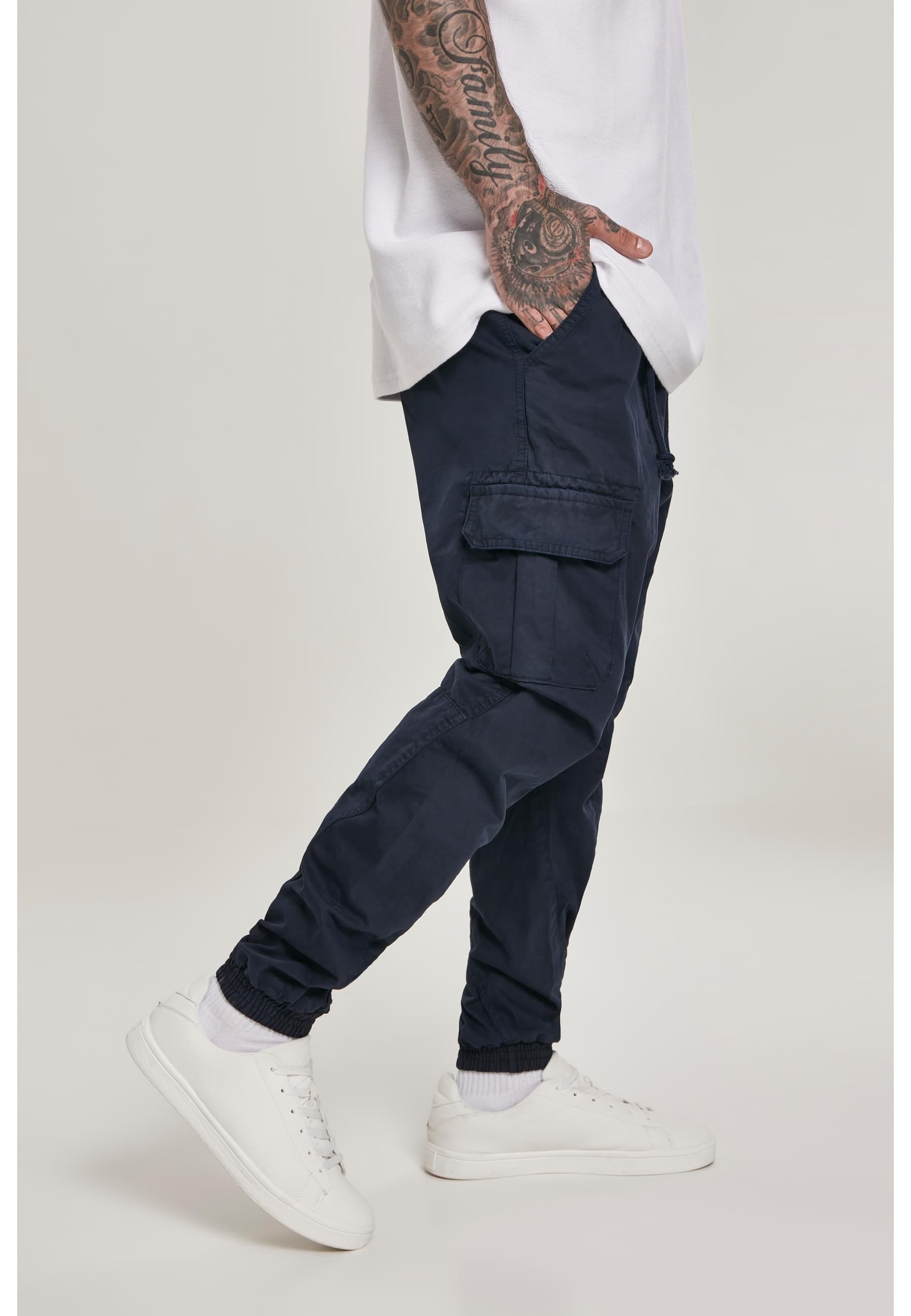 URBAN CLASSICS Cargohose »Urban Classics Herren Cargo Jogging Pants«, (1 tlg.)
