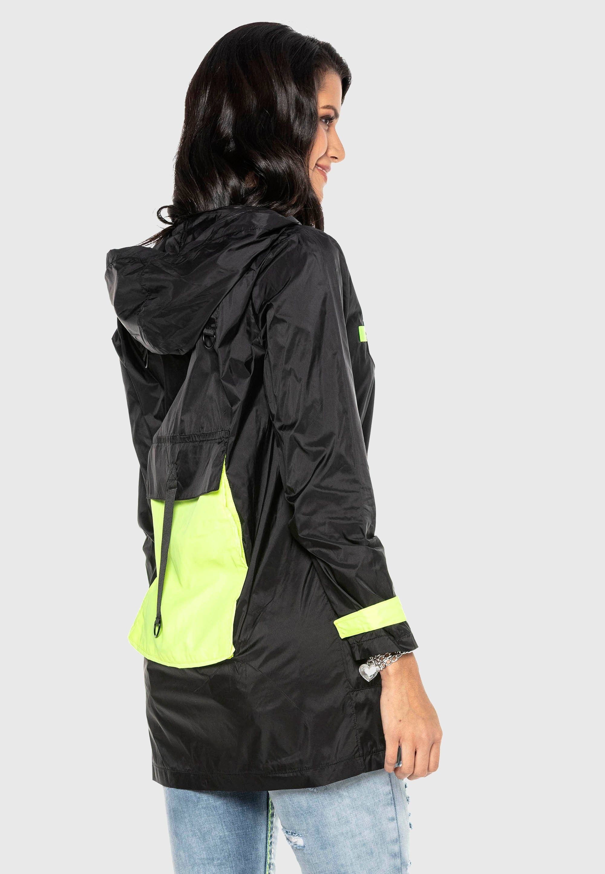 Cipo & Baxx Regenjacke »Mäntel« mit Kapuze im modernen Look