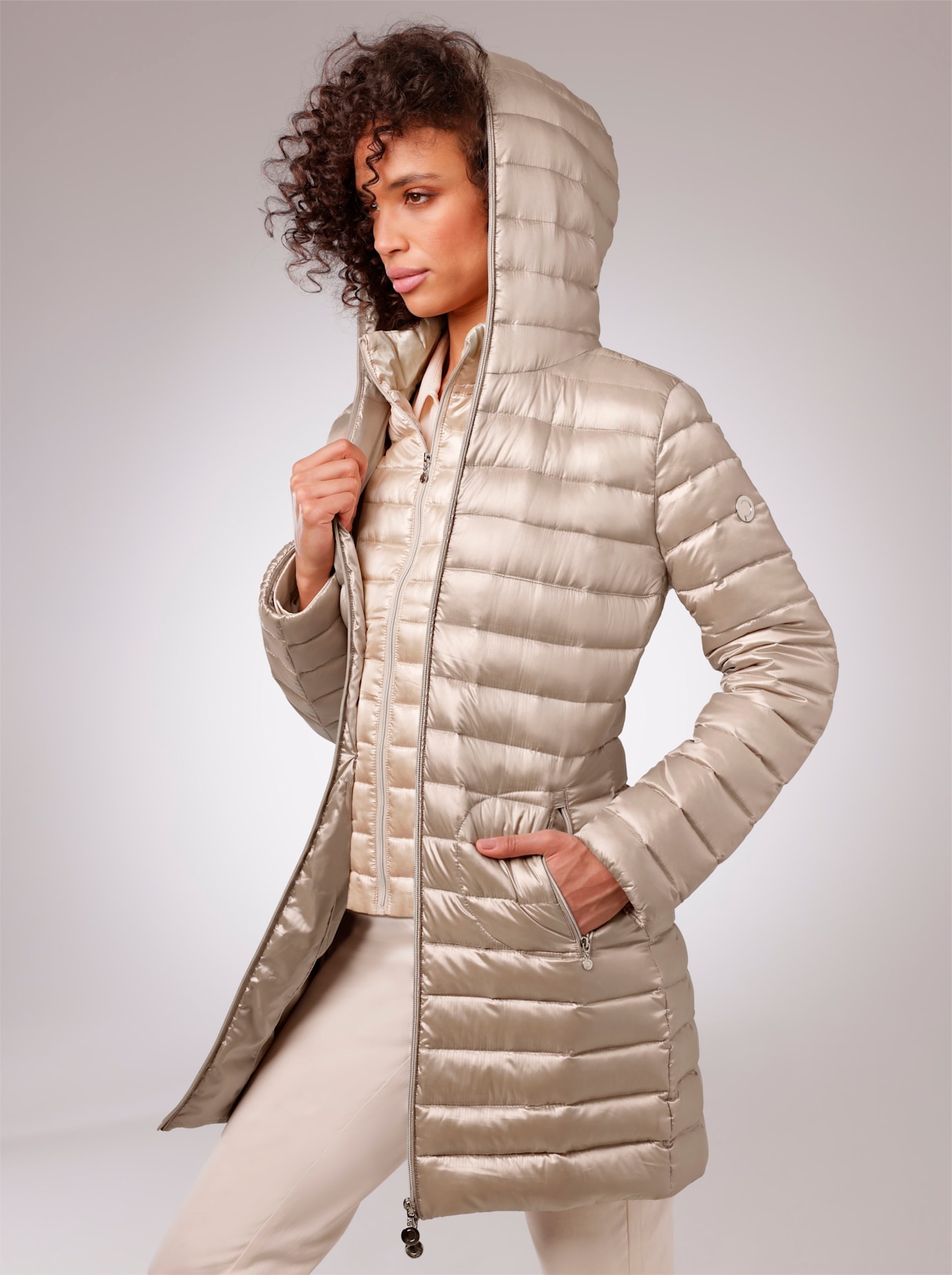 CREATION L PREMIUM Daunenjacke, mit Kapuze günstig online kaufen