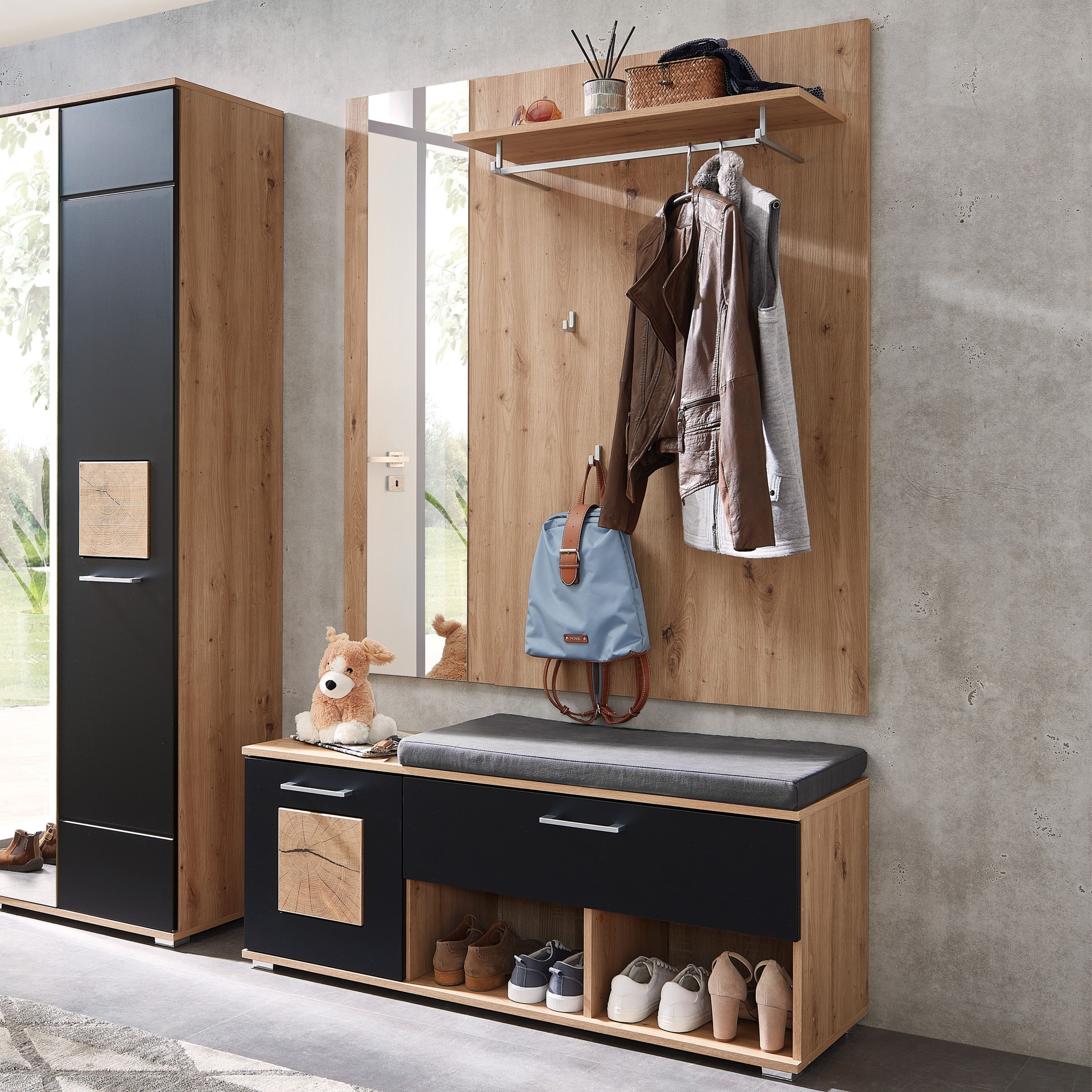 Innostyle Garderobenset »Fun«, Gr. (B/H/T) 126x193x38cm, 2-teilig: Sitzbank mit Sitzkissen und Wandpaneele mit Spiegelelement