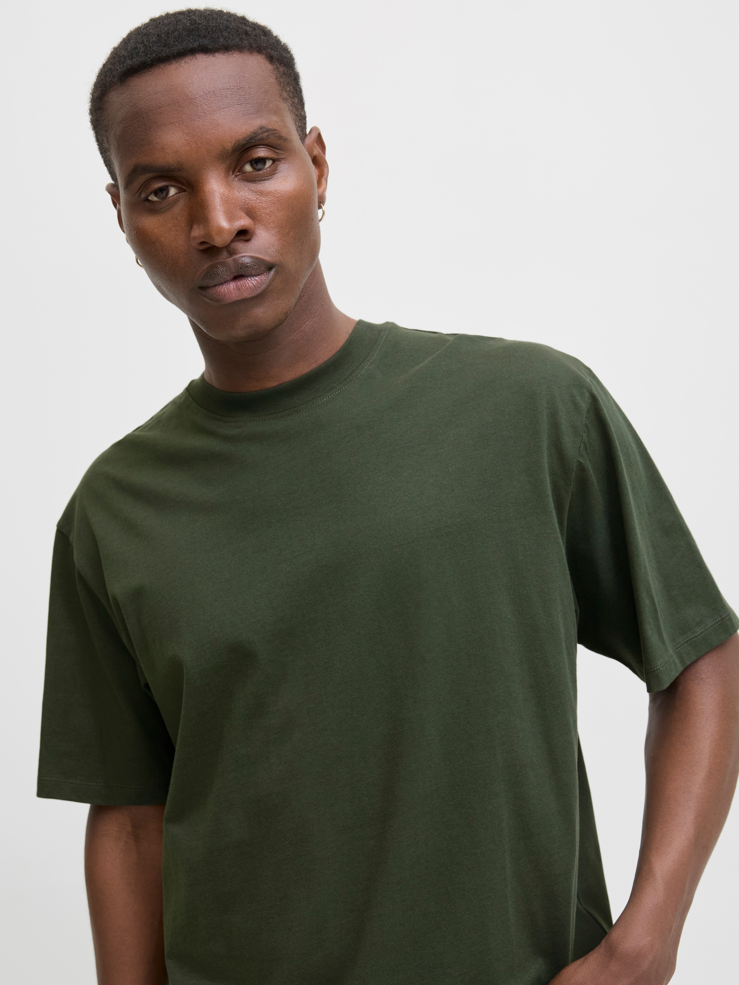 Jack & Jones Oversize-Shirt »JJEBRADLEY TEE SS O-NECK NOOS«, mit Rundhalsausschnitt