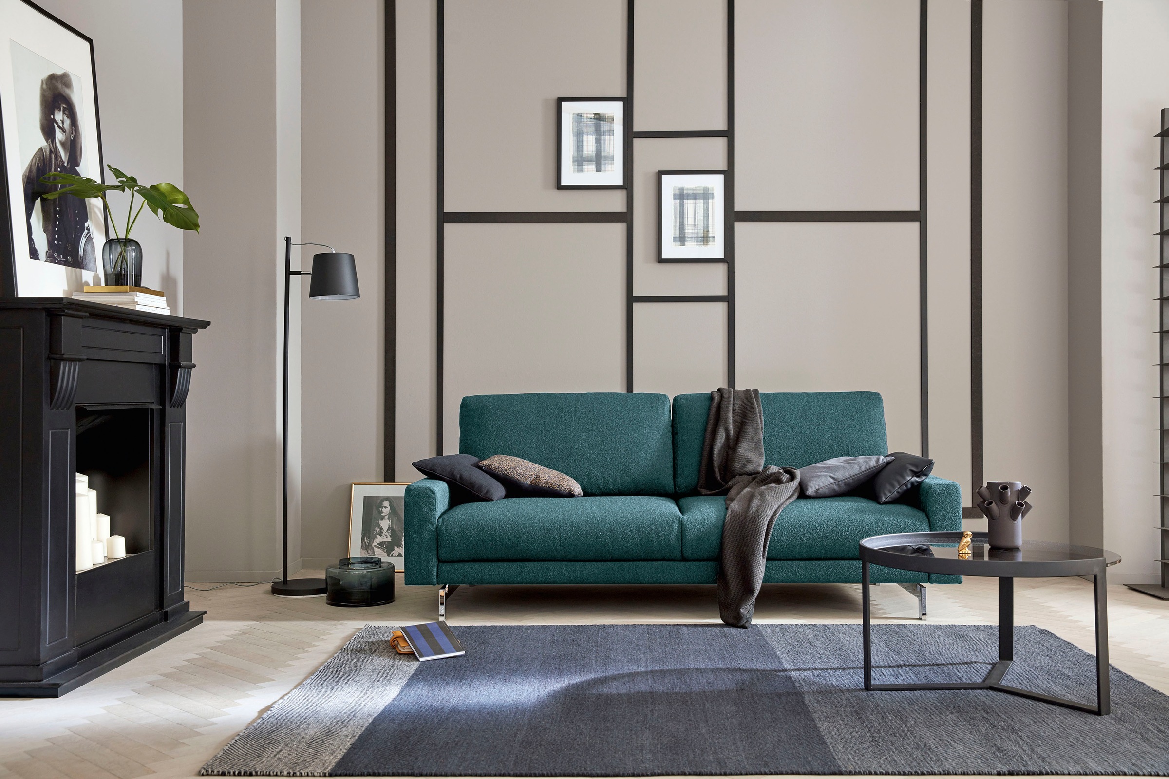 Creation BY ROLF BENZ 2-Sitzer "CR.450, Designsofa, Loungesofa, bequem und elegant" Armlehne niedrig, Fuß chromfarben glänzend, Breite 164 cm