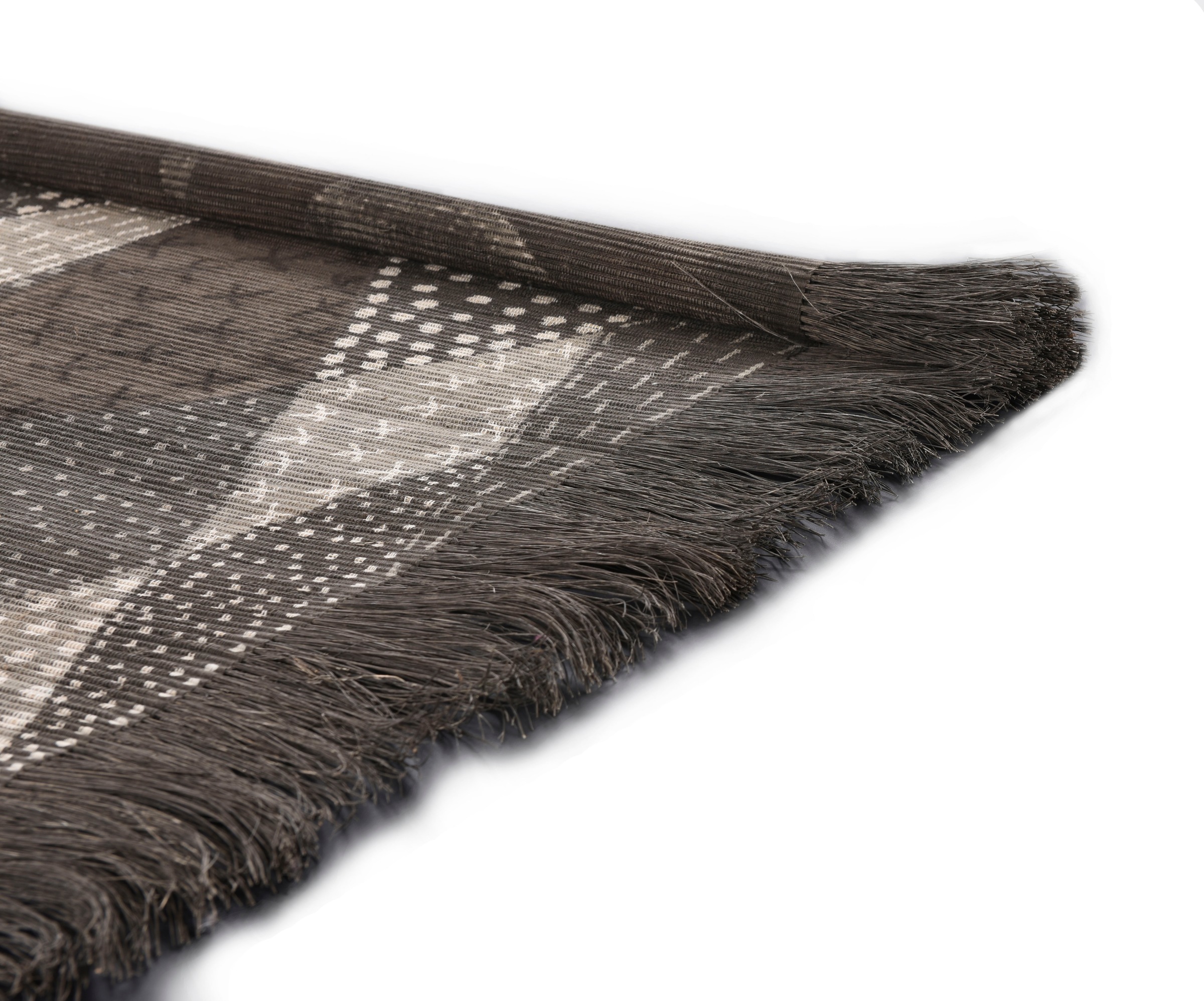 DIE HAUSKUNST Chiya Tiama 1 Rug Gray 60x250cm 3