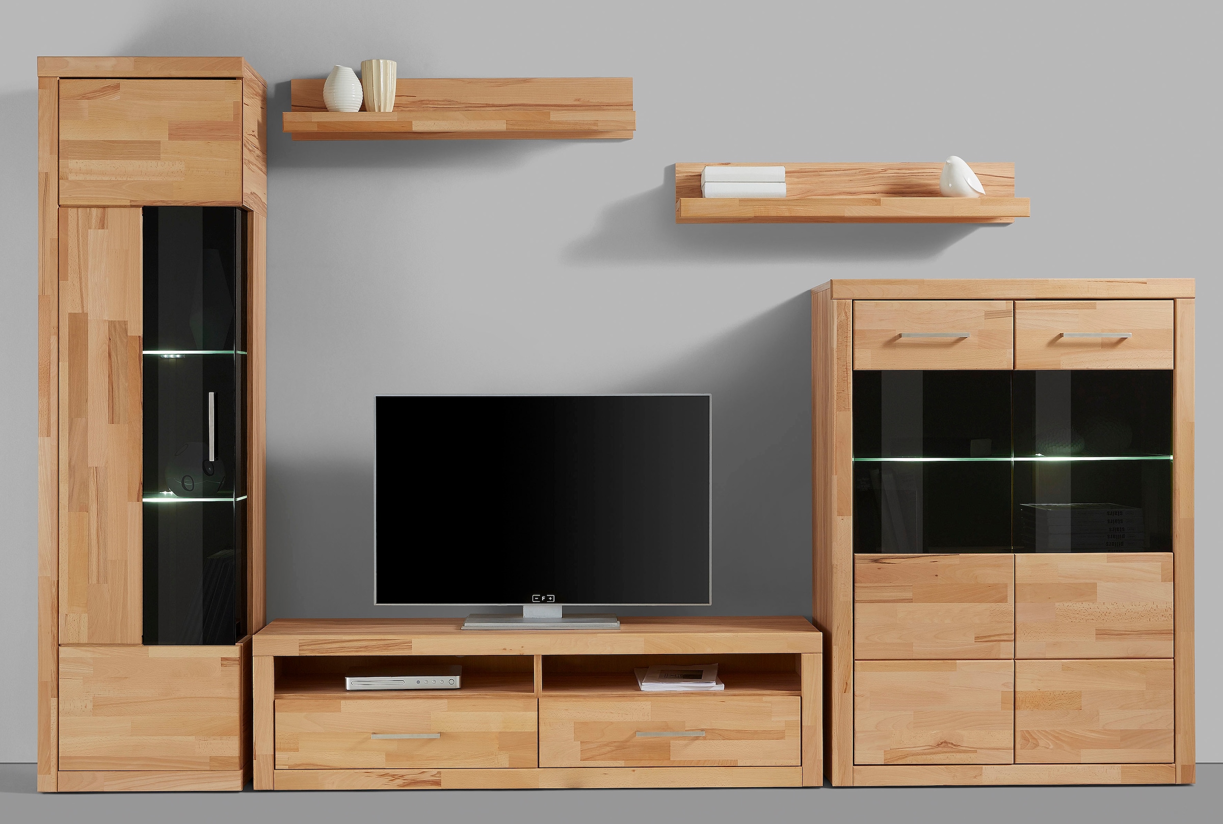 Home affaire Wohnwand »Ribe,Fronten Massivholz,Korpus Holzwekstoff,viel Stauraum«, (Set, 5 St.), Glaseinsatz aus gehärtetem Glas,Böden teilweise versetzbar