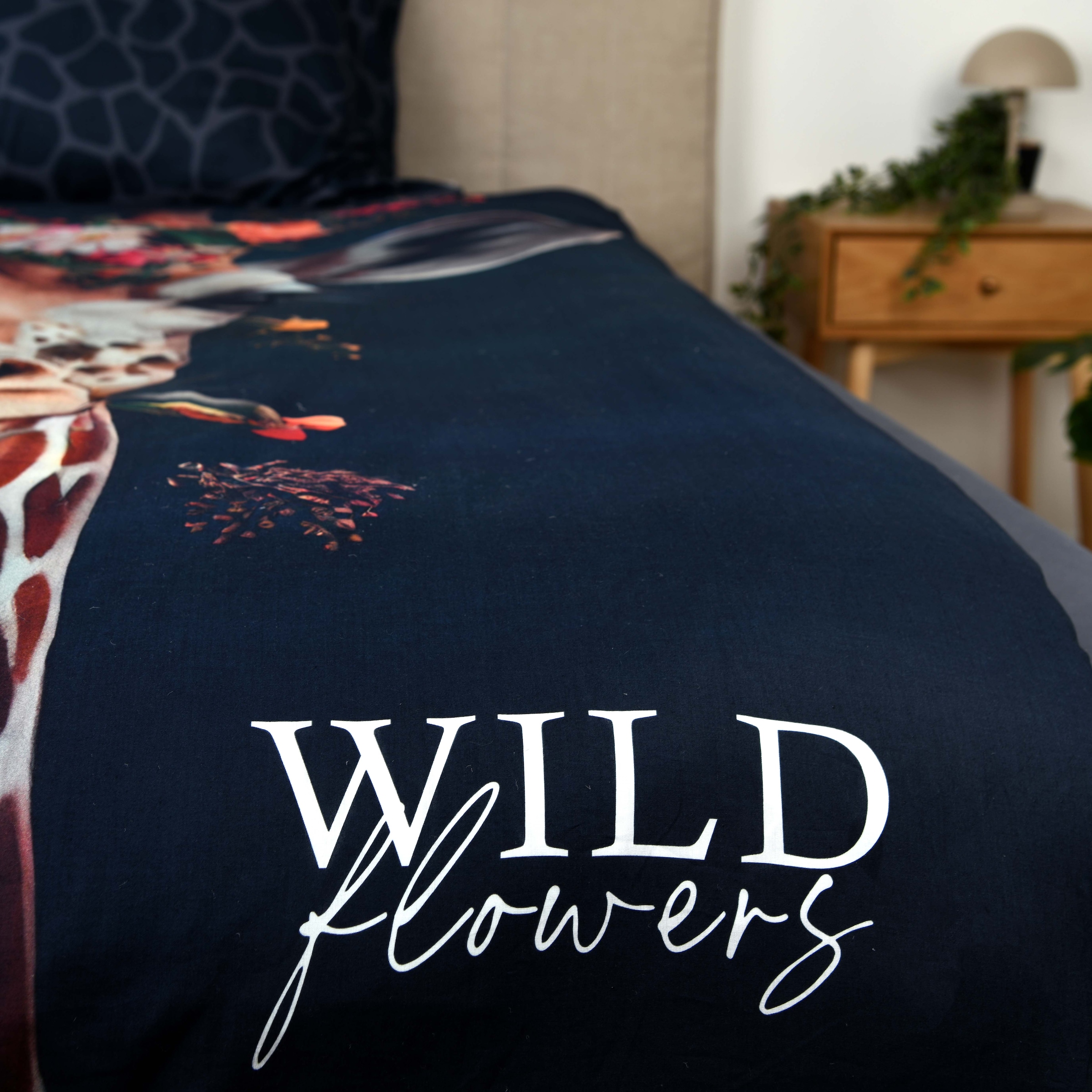 Herding Bettwäsche »Wild Flowers Giraffe« 2 Wendebettwäsche