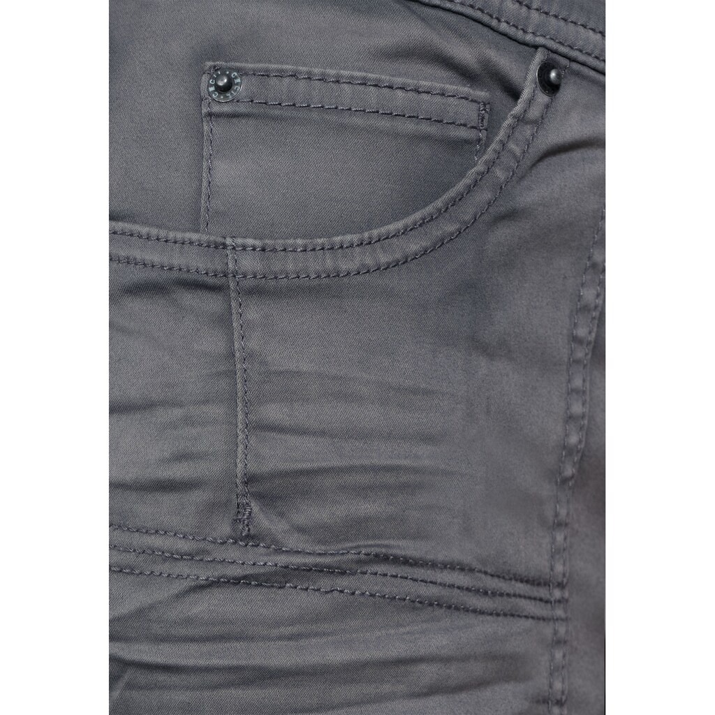 Cecil Shorts, 5-Pocket-Style