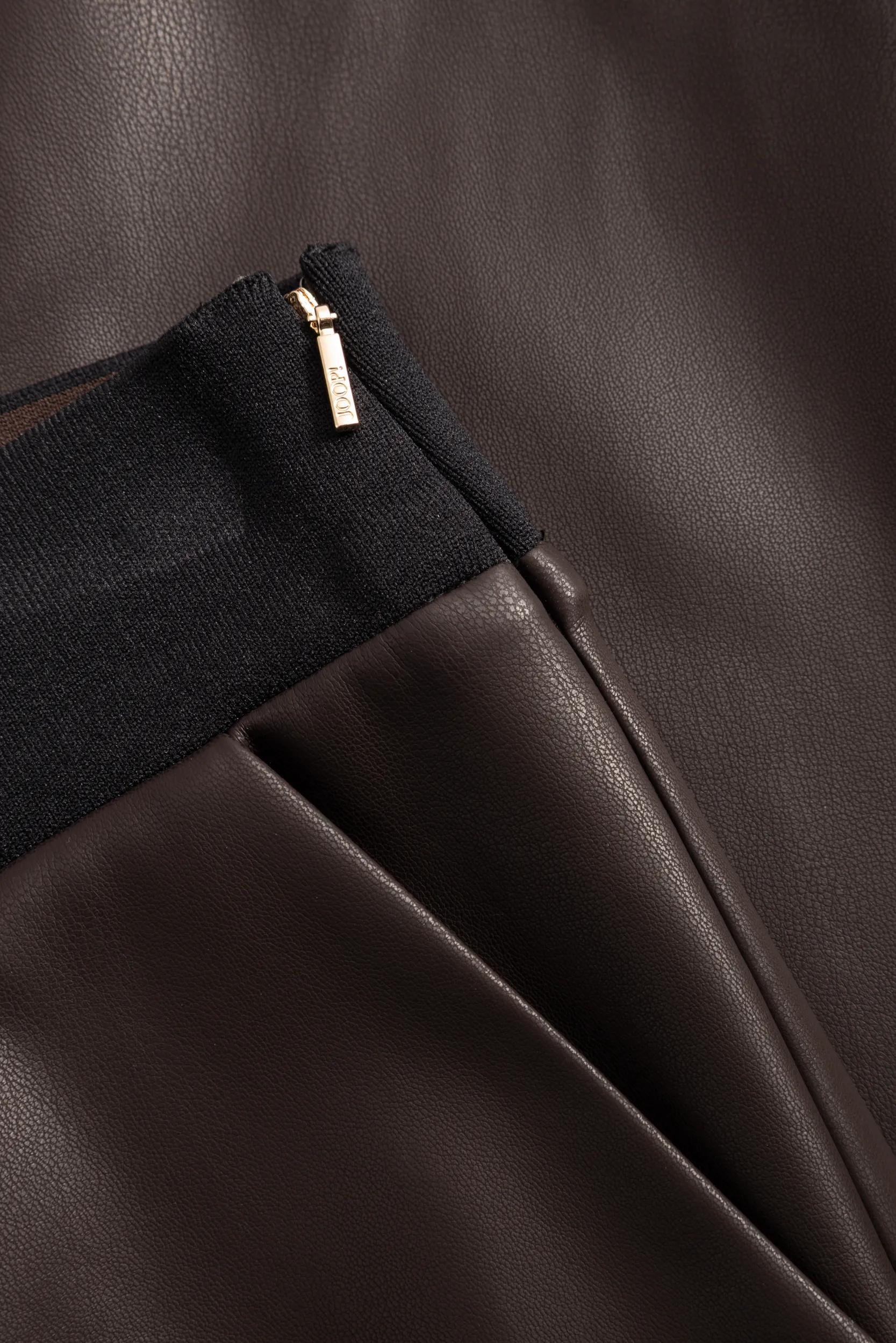 JOOP! Lederimitathose »Patricia«  aus Kunstleder, Joggpant-Design