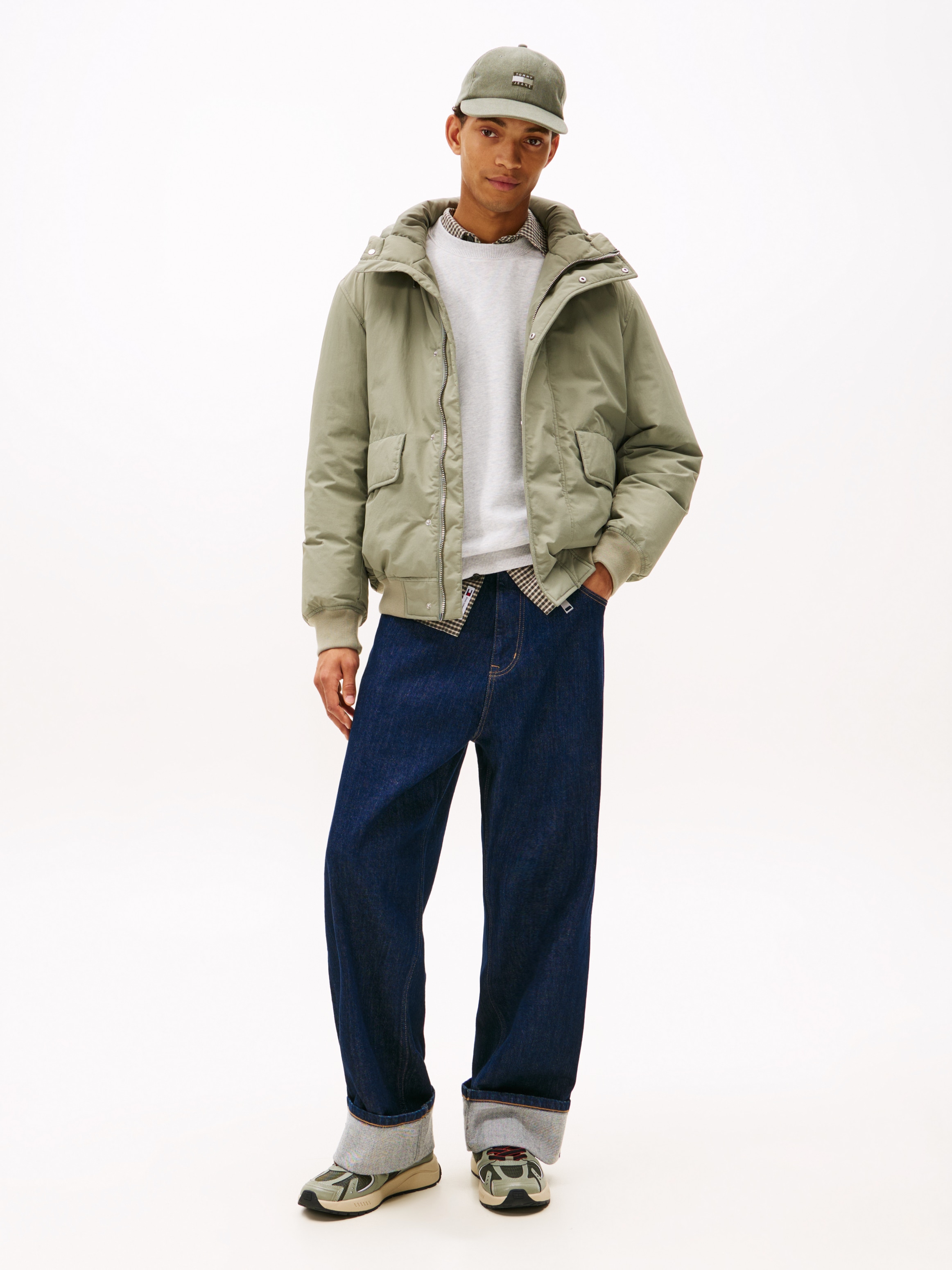 Tommy Jeans Bomberjacke »CITY READY BOMBER« mit Kapuze Fliegerjacke, Freizeitjacke Regular fit mit Rundhalsausschnitt