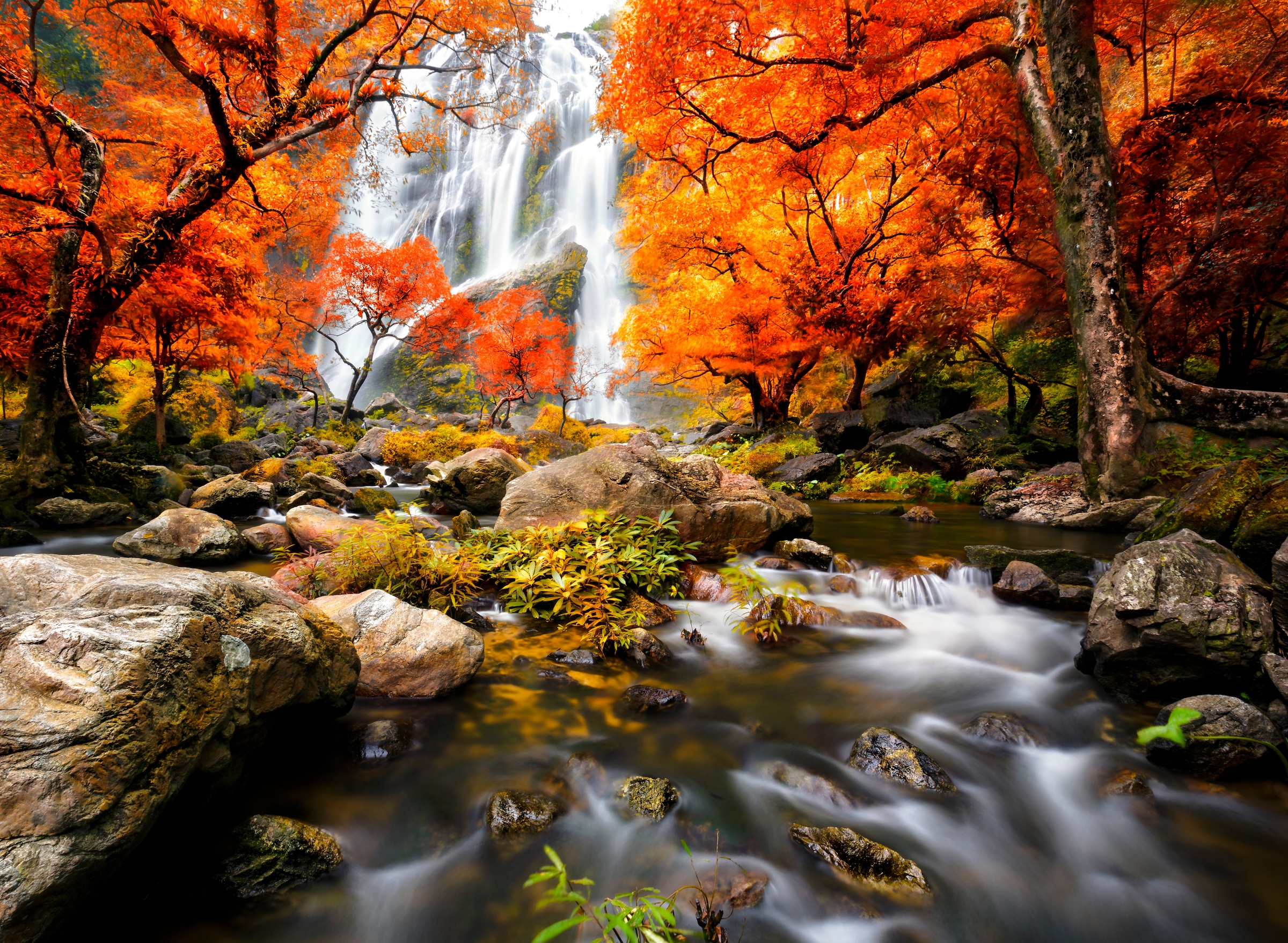 Papermoon Fototapete "Autumn Waterfall" glatt