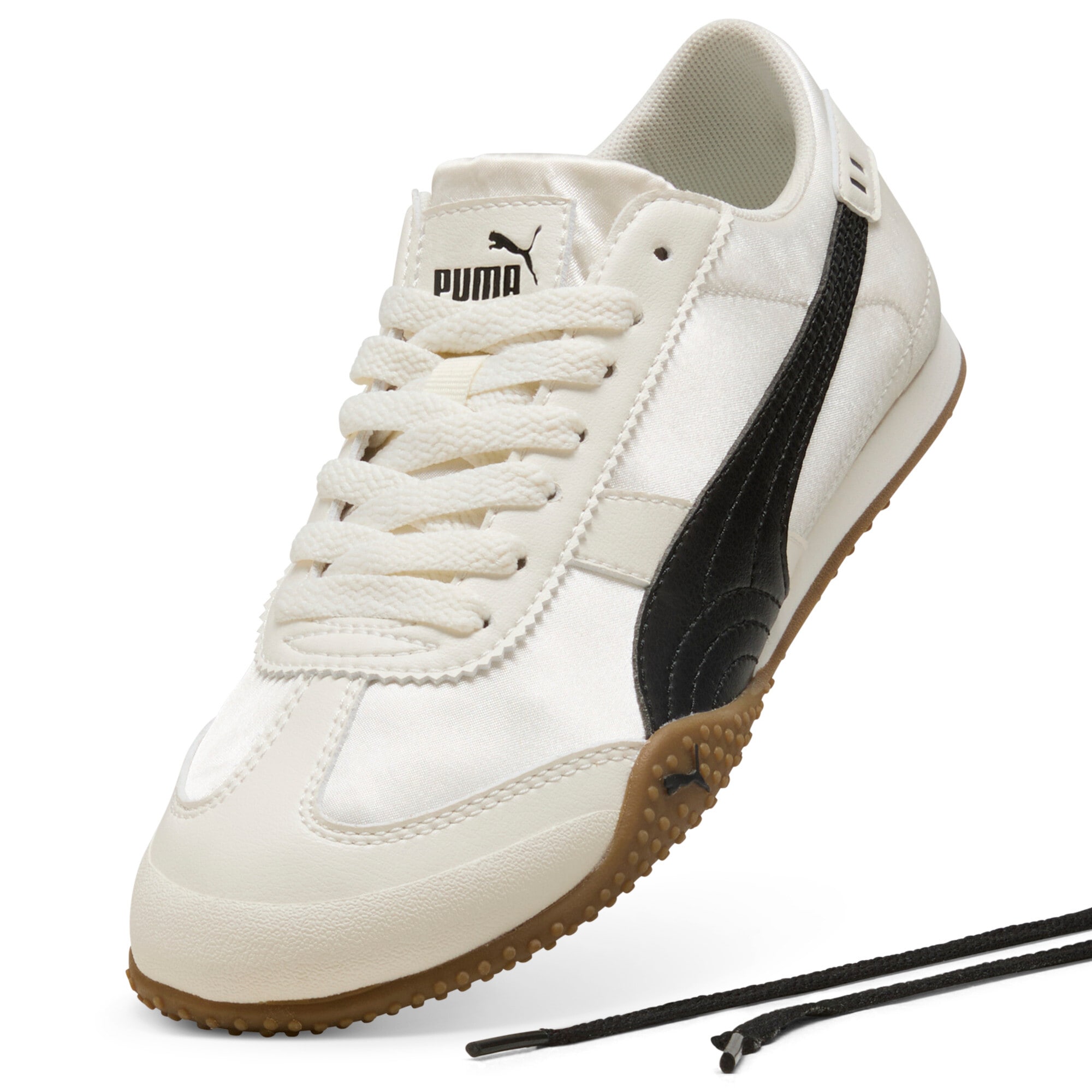 PUMA Sneaker »BELLA UT FC«  für Alltag, mit Schnürung, Laufsohle aus Gummi mit leichtem Profil