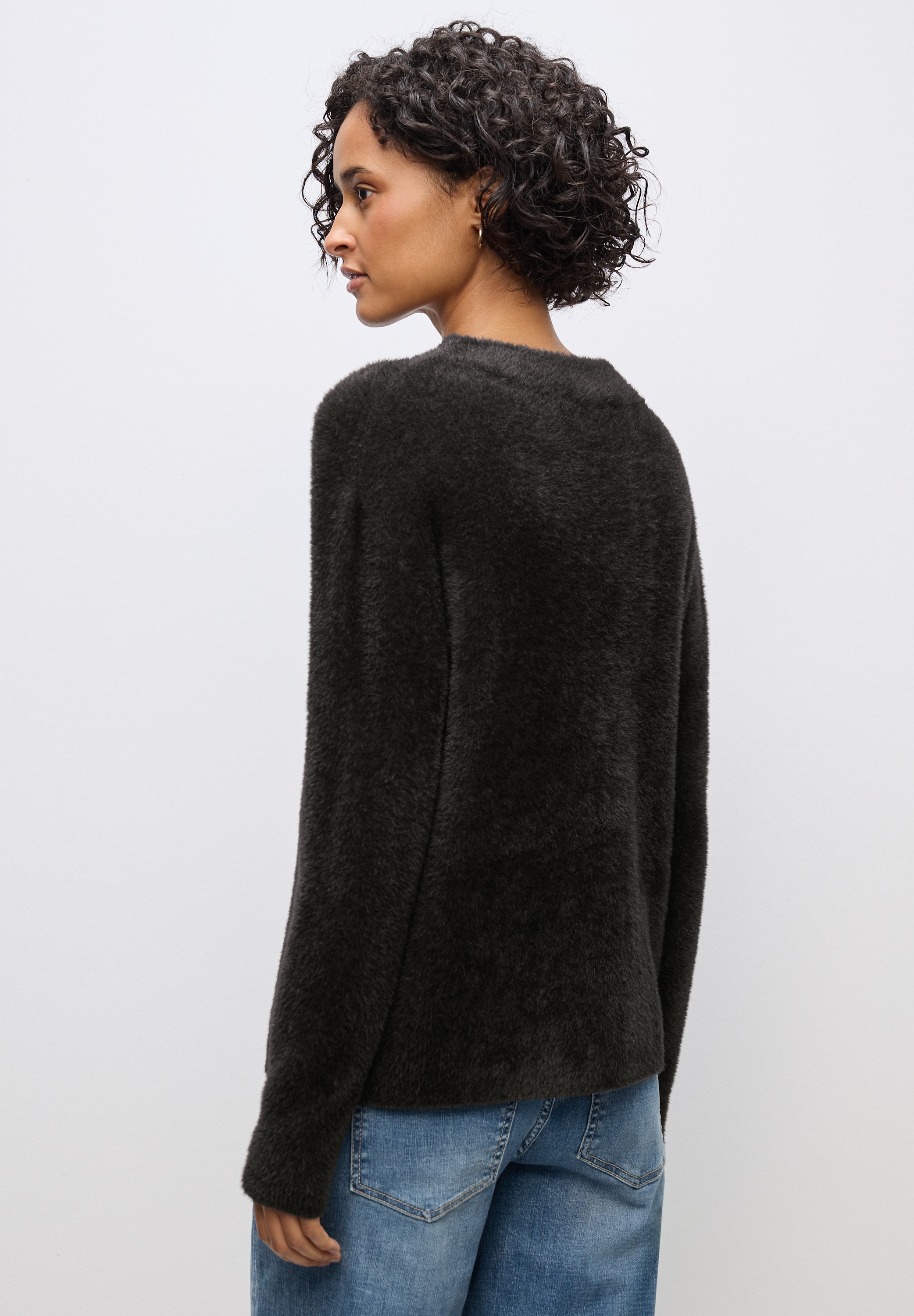 STREET ONE Stehkragenpullover, aus softem Materialmix