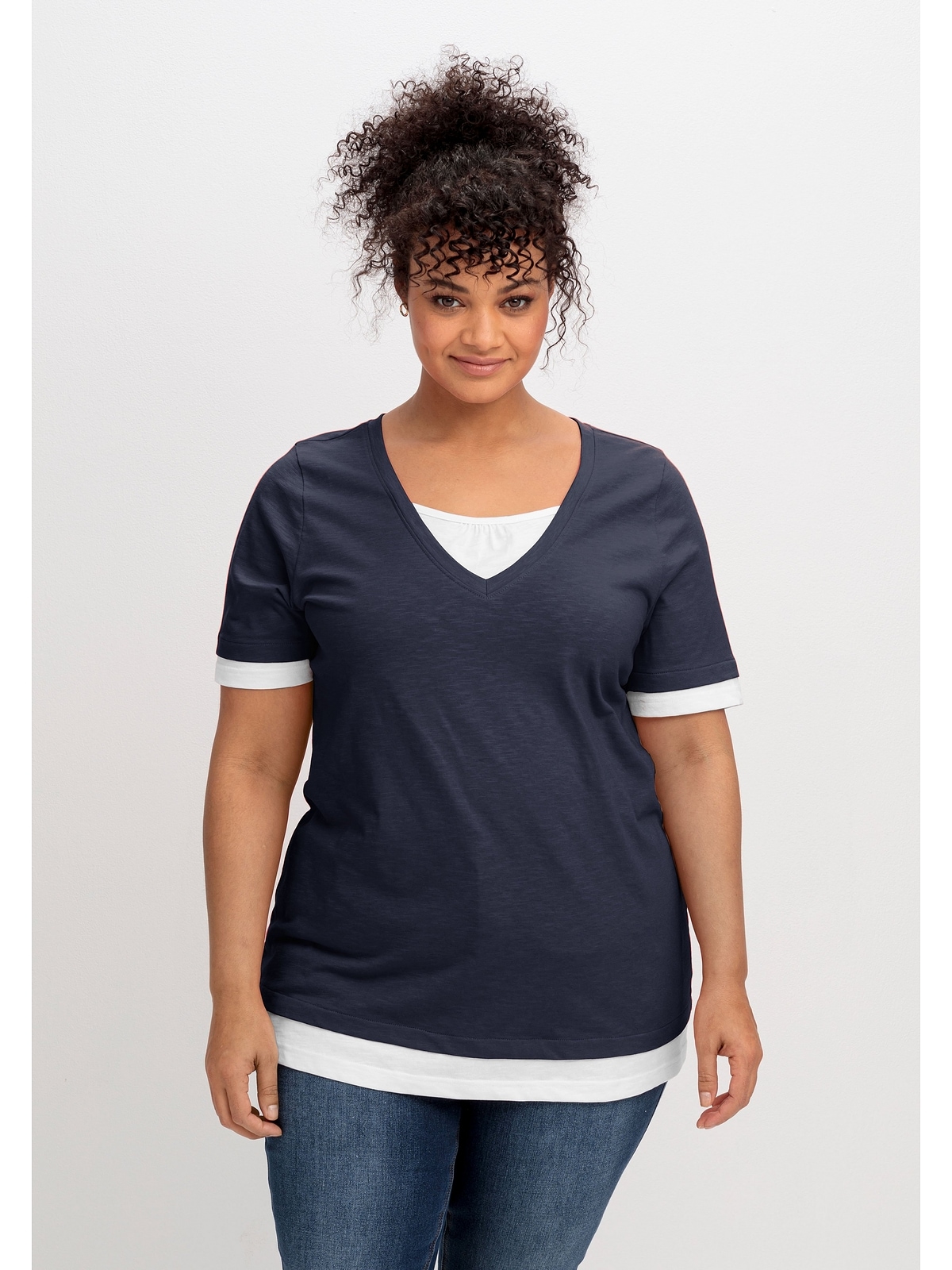 Sheego 2-in-1-Shirt BAUR »Große Größen«, 2-in-1-Optik, mit in | V-Ausschnitt kaufen