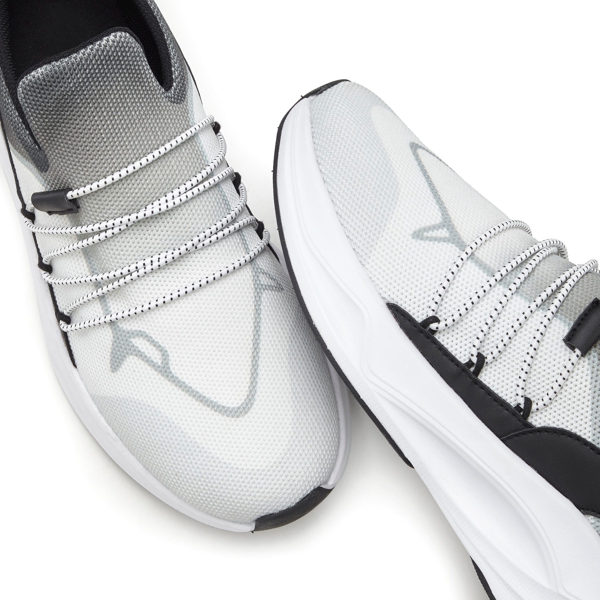 John Devin Sneaker »Freizeitschuhe, Slip-On Sneaker«, mit elastischen Bändern für schnelles Reinschlüpfen VEGAN
