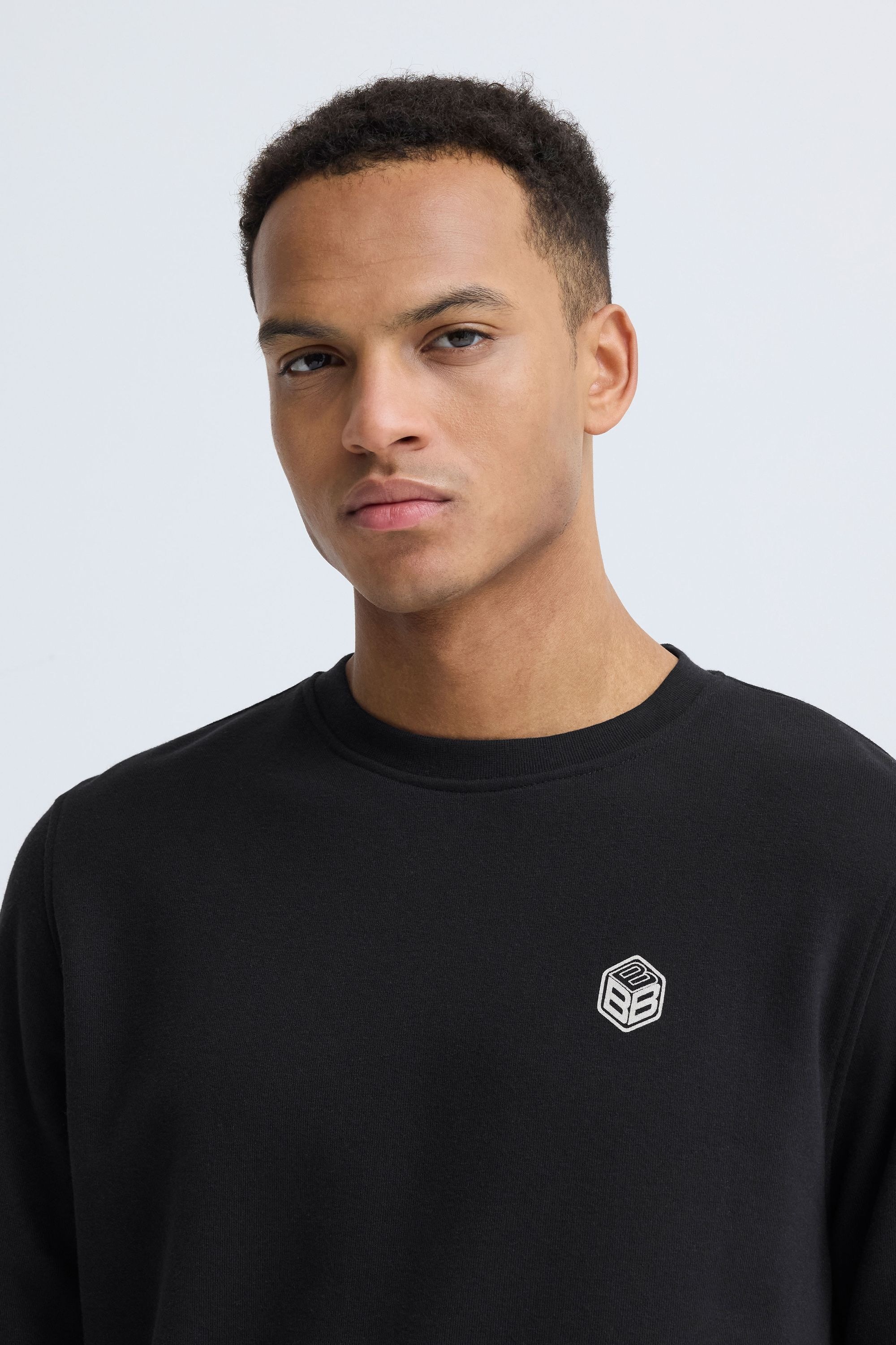 Blend Rundhalspullover »BHKerry« Bequemer Sweat-Pullover mit Backprint