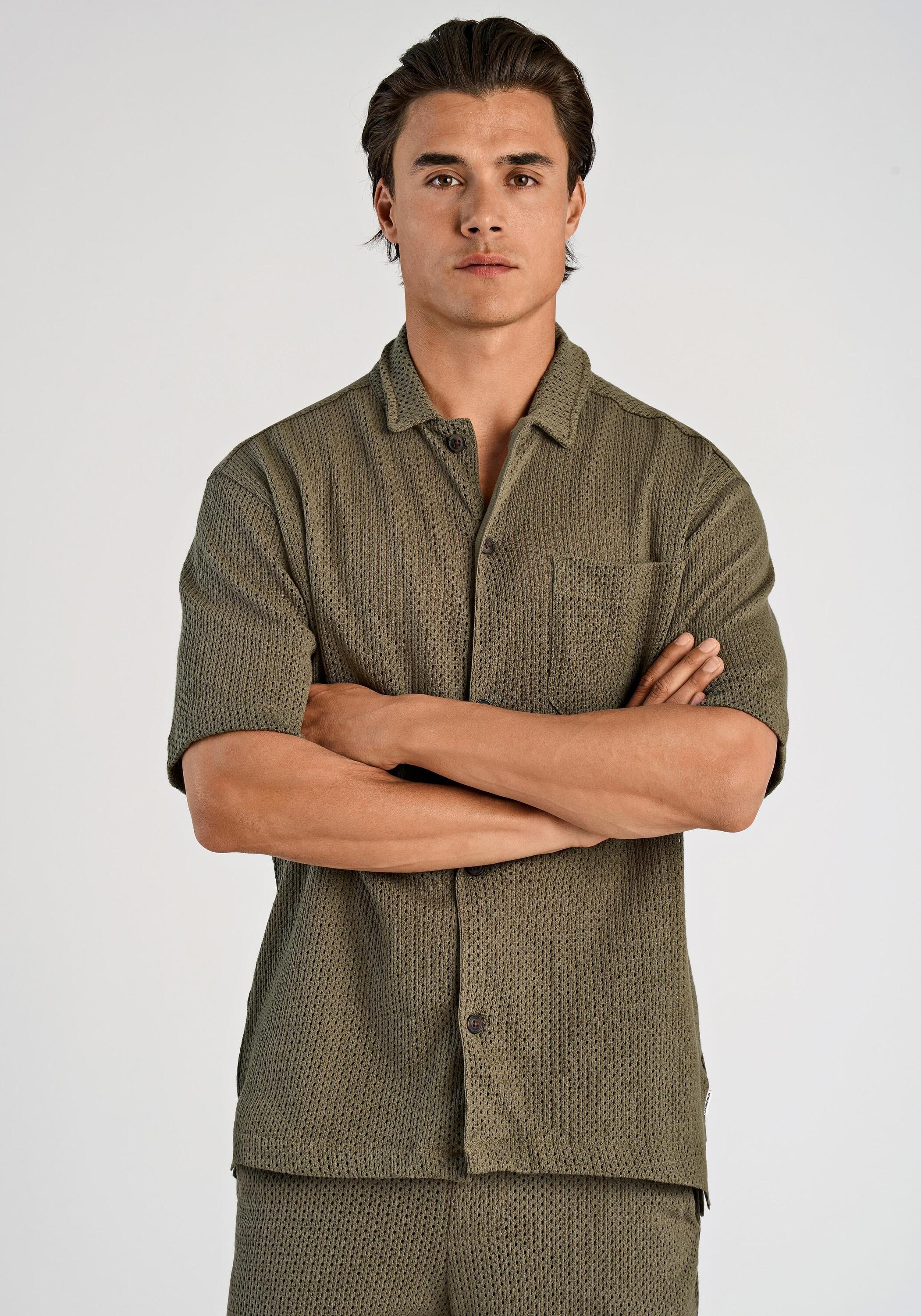 LINDBERGH Kurzarmhemd "Freizeithemd (Kurzarm) Regular Fit"