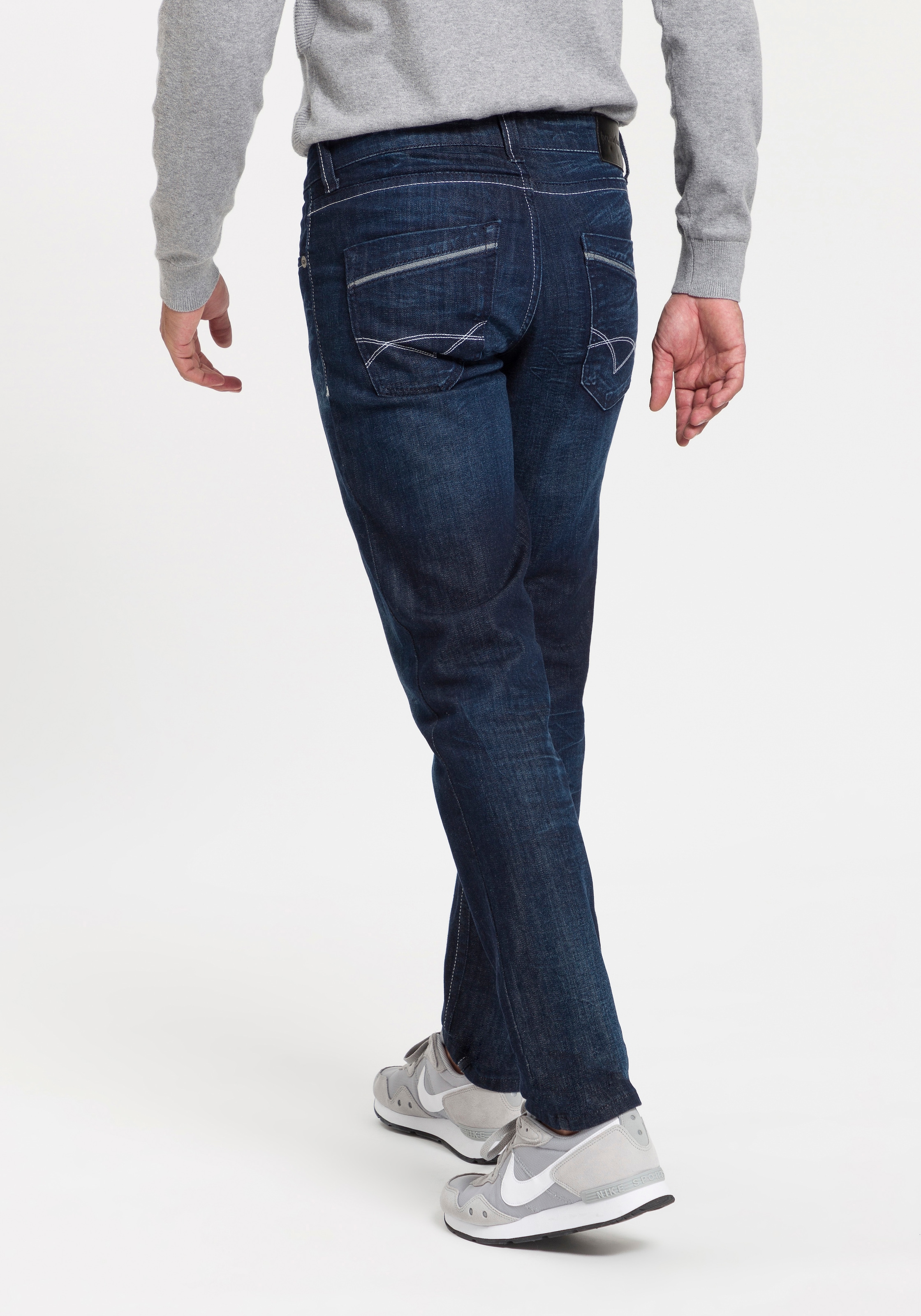 Bruno Banani Straight-Jeans "Dylan", gerade Beinform, Used-Waschung, niedri günstig online kaufen