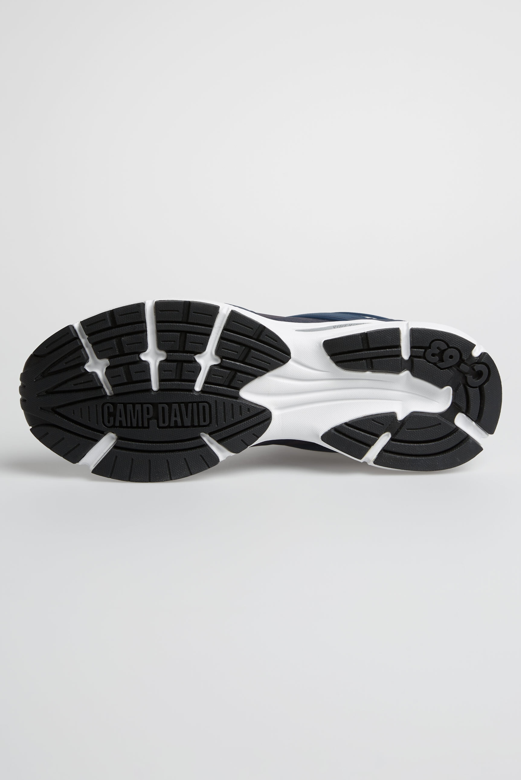 CAMP DAVID Sneaker, mit gepolstertem Einstieg