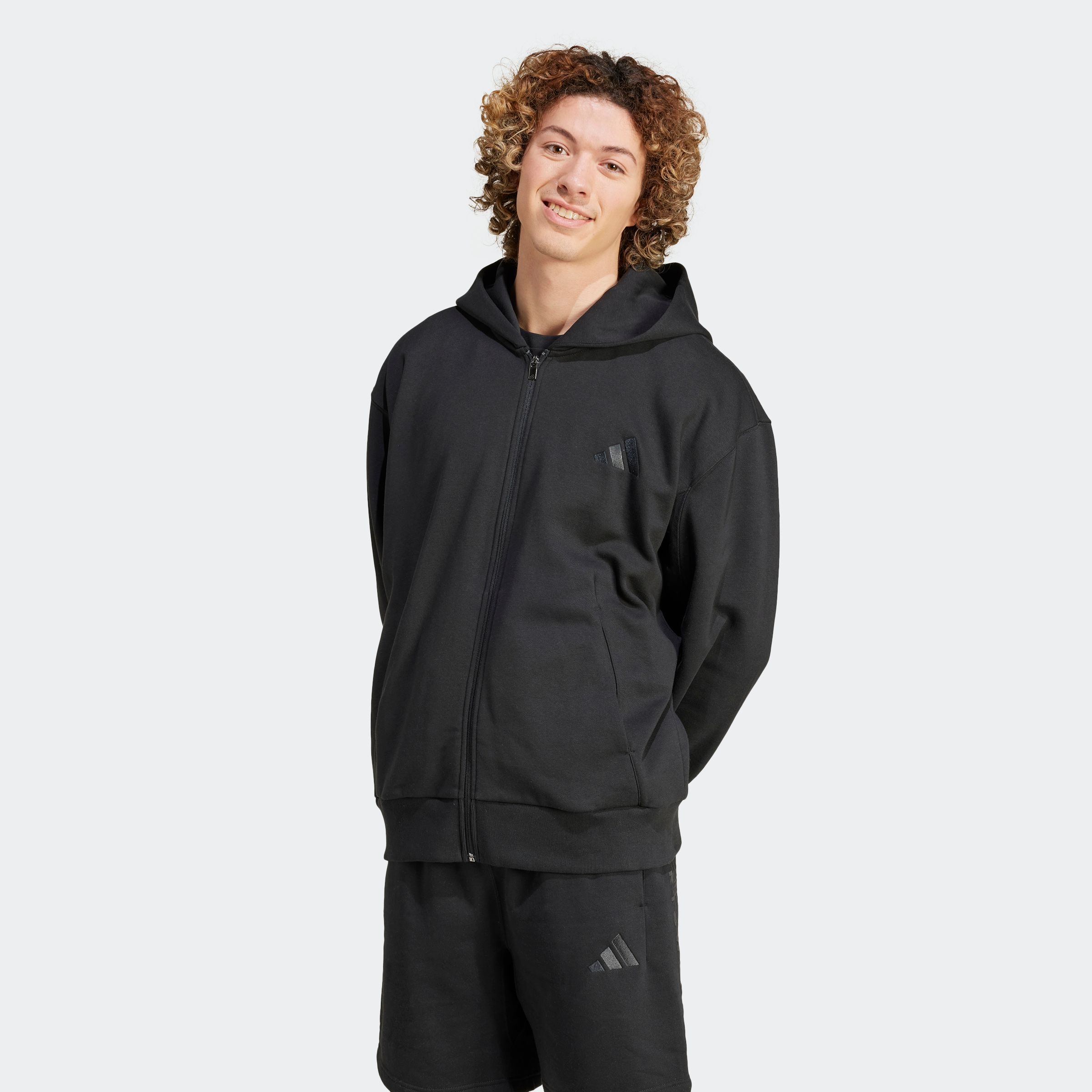 adidas Sportswear Kapuzensweatshirt »M A SZN FL FZ«, Kapuzenjacke mit Reißverschluss