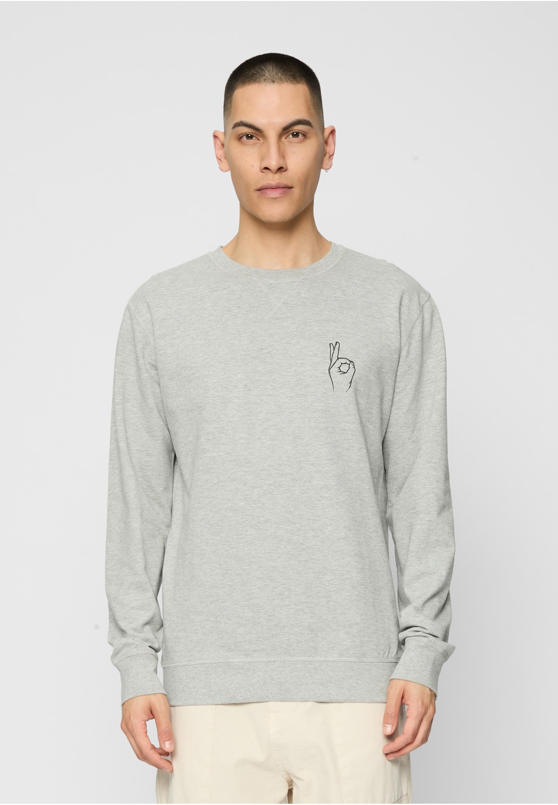 MisterTee Rundhalspullover »MisterTee Easy Sign Crewneck«, (1 tlg.)