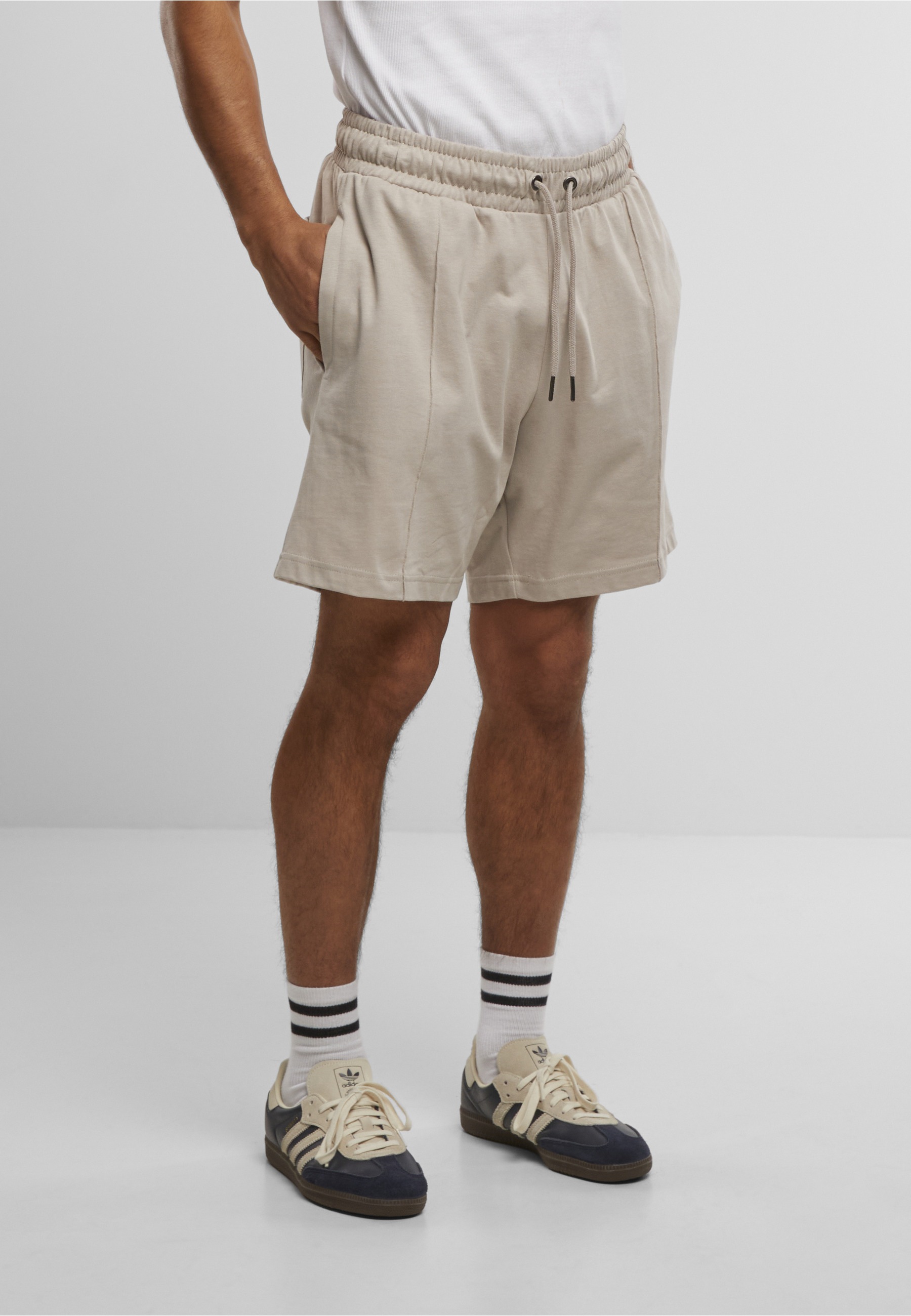 URBAN CLASSICS Sweatshorts »Urban Classics Heavy Jersey Pintuck Track Shorts«