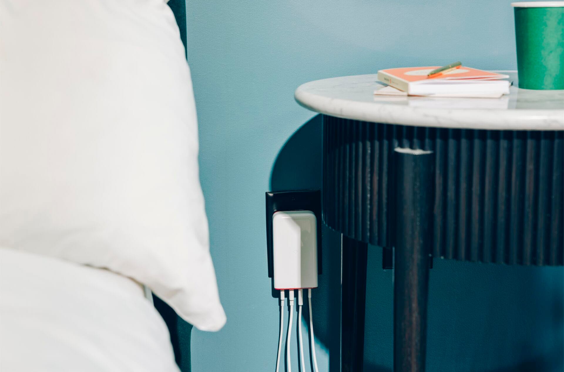 Twelve South USB-Ladegerät »PlugBug 120W with Find My«