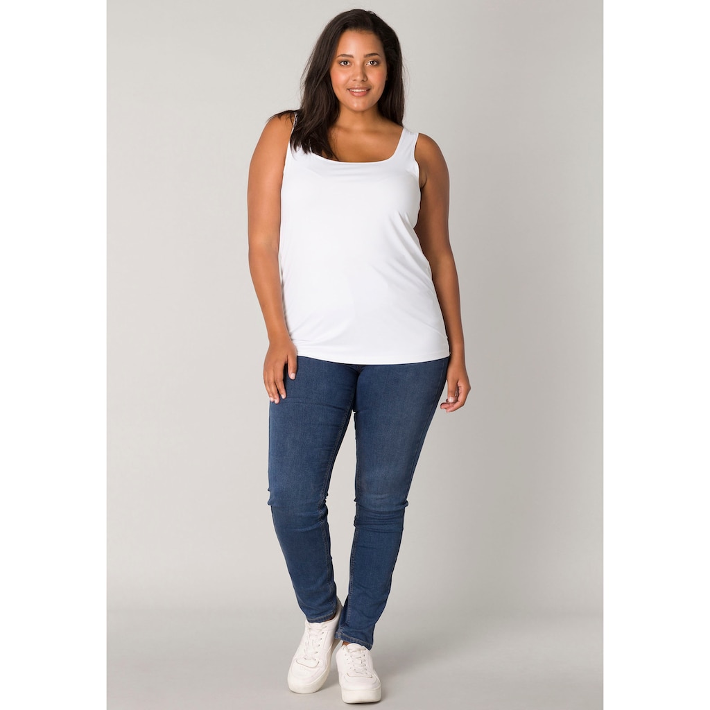 Base Level Curvy Tanktop