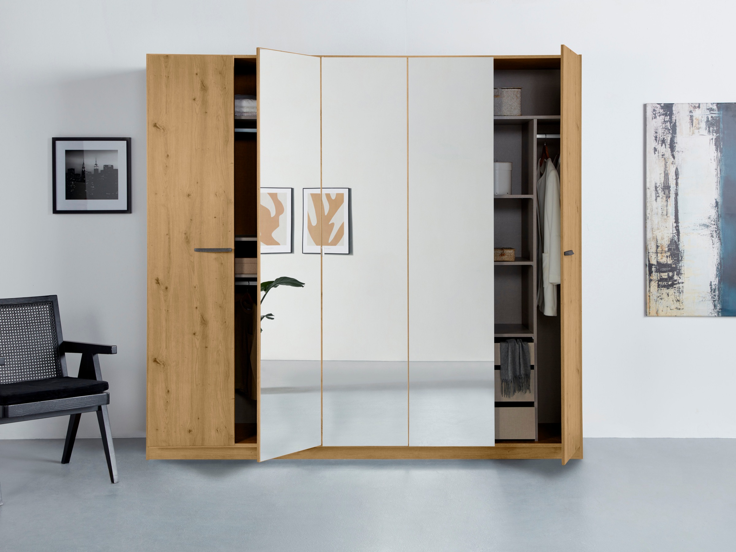 rauch Drehtürenschrank »Kleiderschrank Schrank Garderobe TOPSELLER OTELI inkl. Inneneinteilung«, mit 3 Innenschubladen extra Böden optional mit Spiegel MADE IN GERMANY