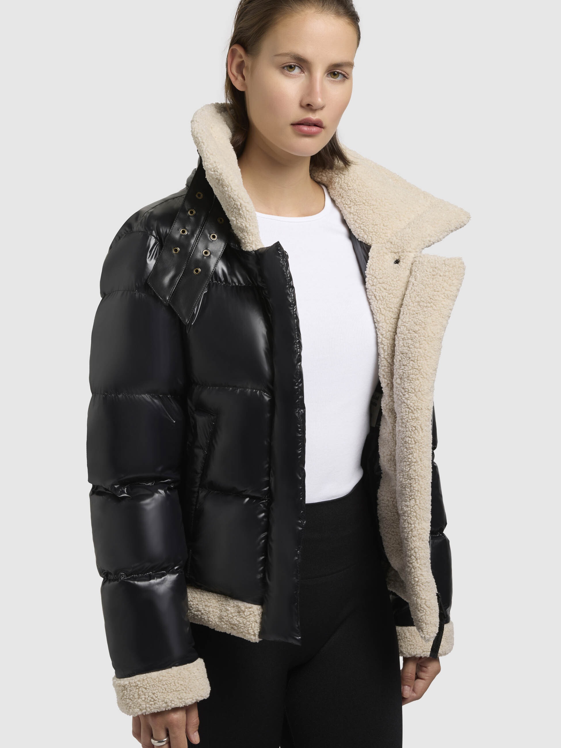 khujo Steppjacke »NESSIE«, mit Kapuze
