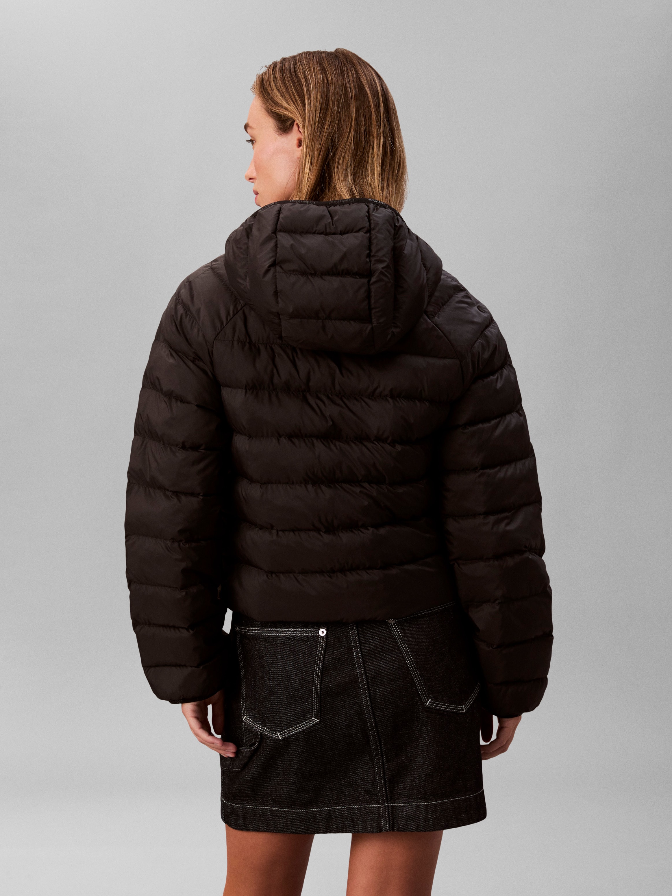 Calvin Klein Jeans Steppjacke »LGHTWGHT QLTD JCKT P« mit Kapuze Mit Rundhalsausschnitt