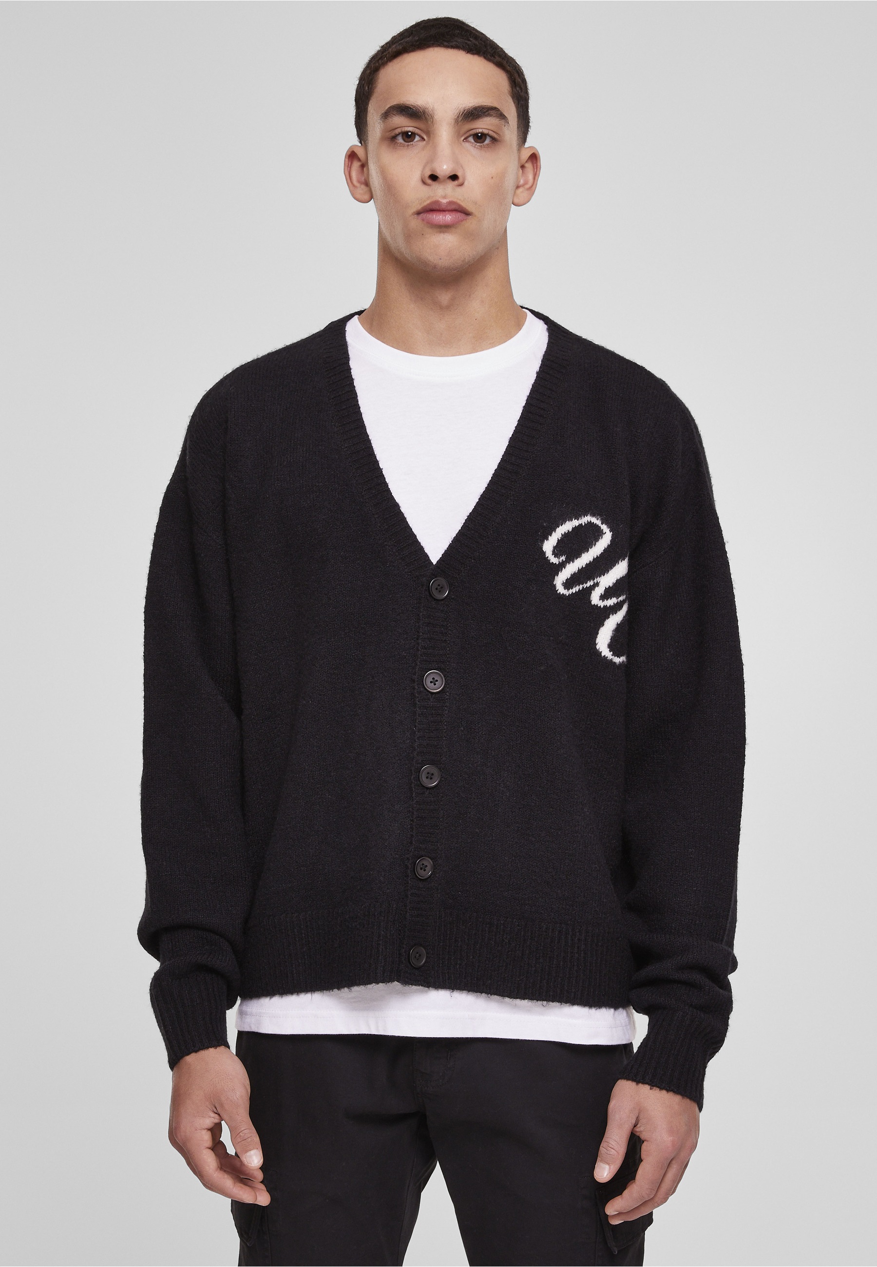 URBAN CLASSICS Rundhalspullover »Urban Classics Herren Initials Cardigan« 1 Stk.