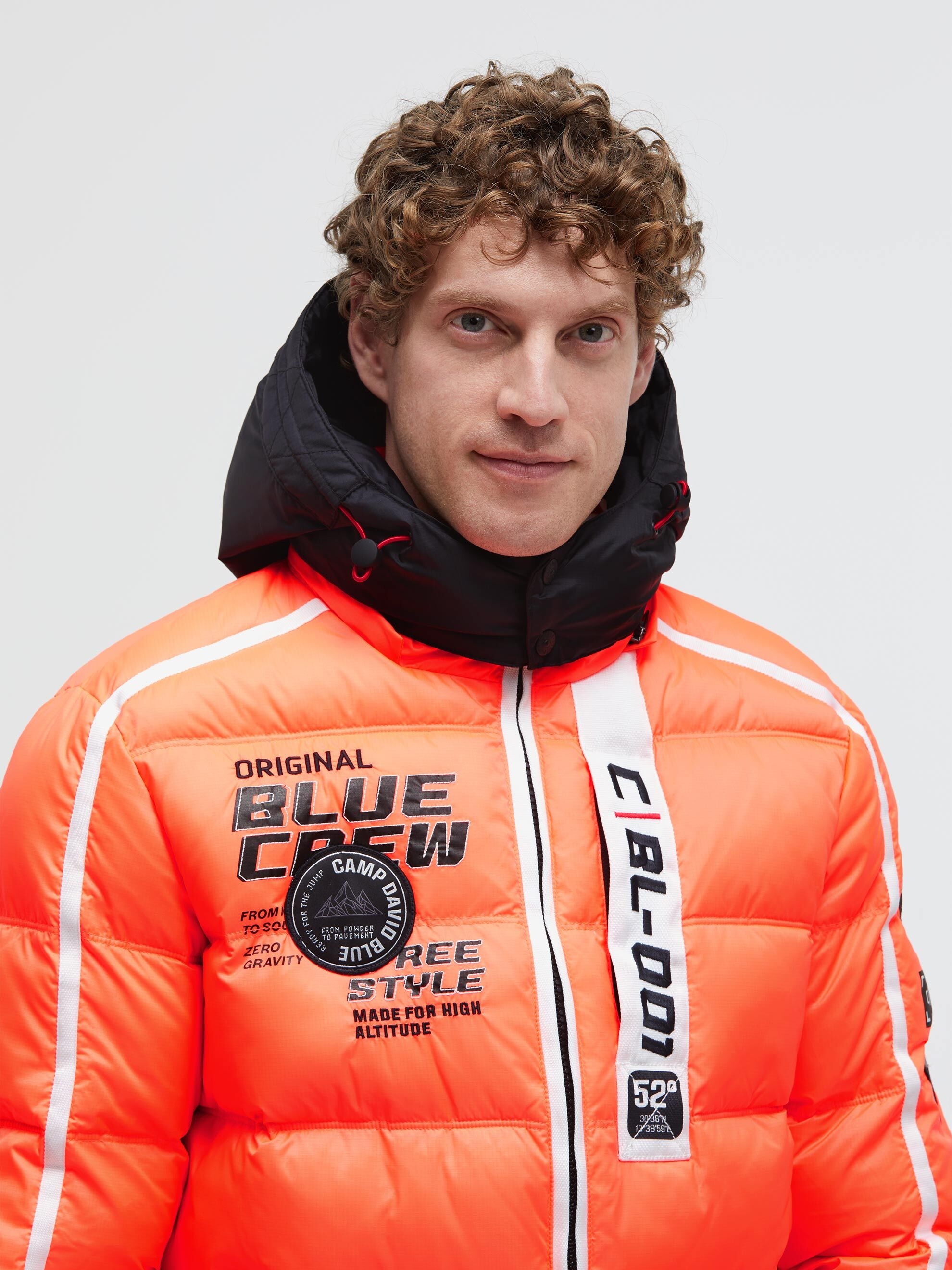 CAMP DAVID Winterjacke mit Kapuze mit Reißverschluss an den Einschubtaschen
