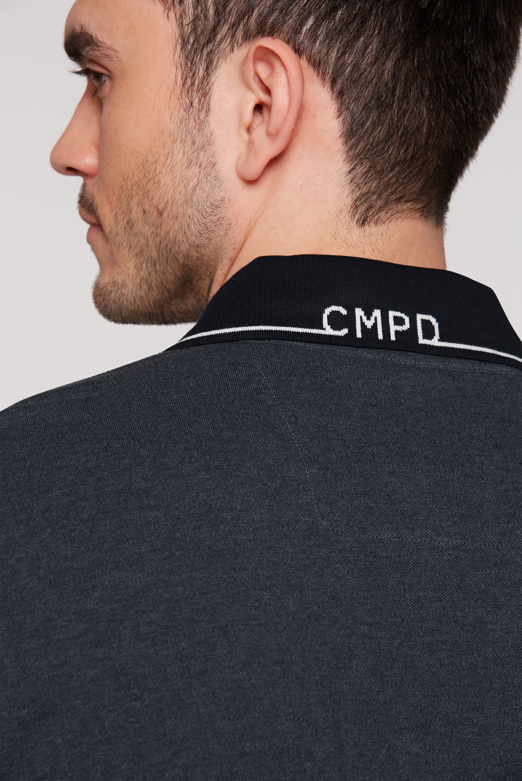 CMPD Poloshirt, mit Seitenschlitze und längerer Rückenpartie
