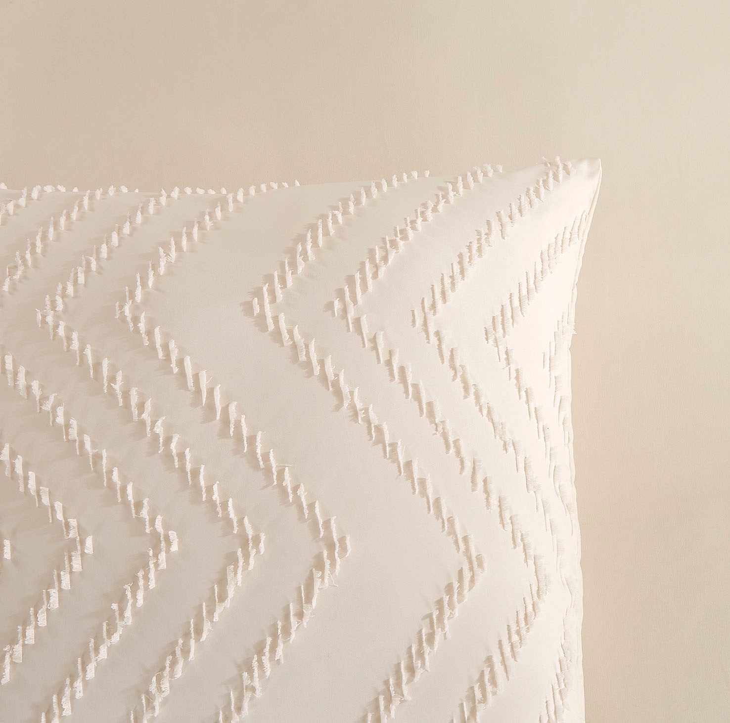 PURE luxury collection Bettwäsche »Zigzag«, Mikrofaser, 135x200, 2 Teilig, Pflegeleicht, Reißverschluss, Luxe, Uni