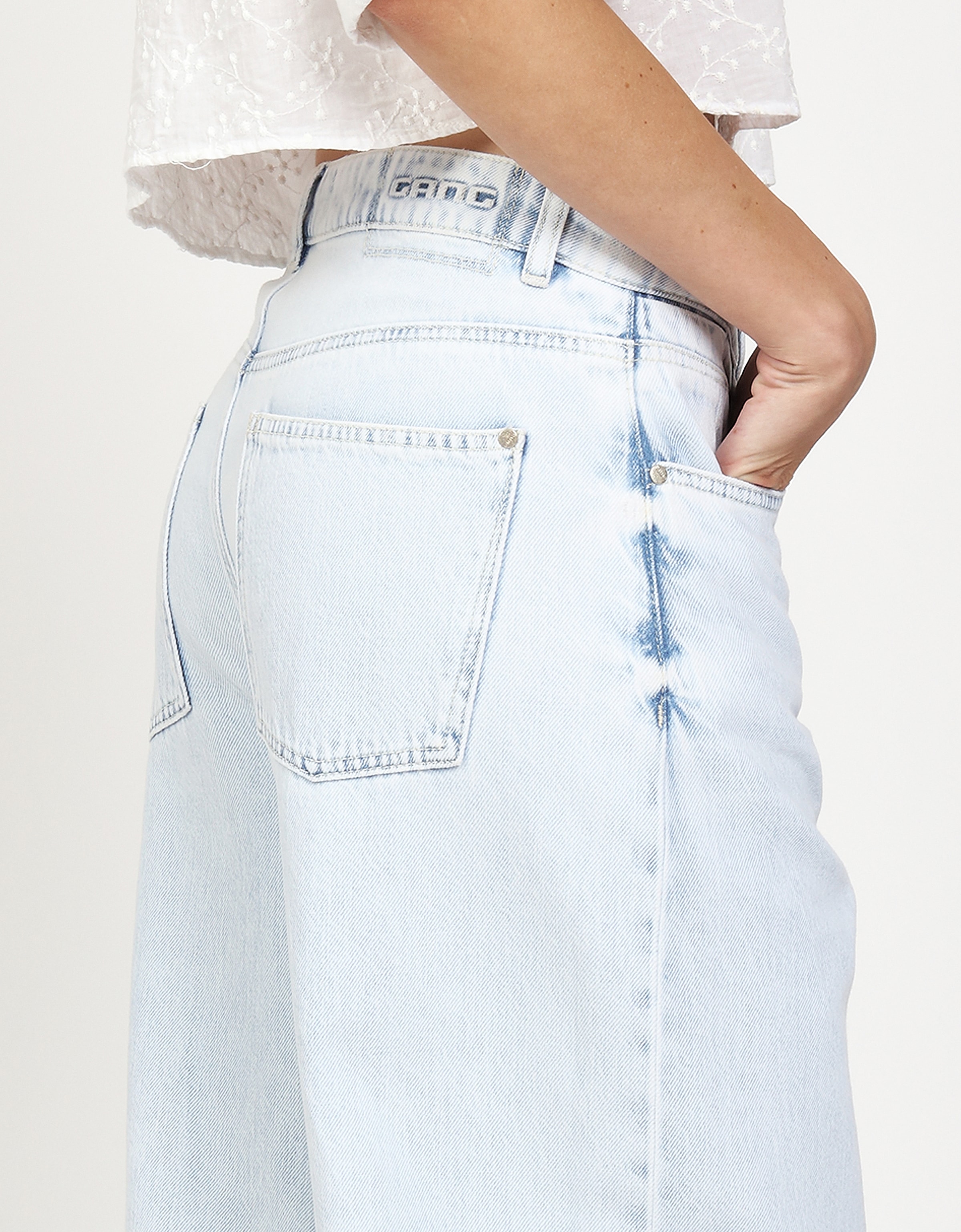 GANG Loose-fit-Jeans »94SARINA« mit Abnähern an Knie und Saum