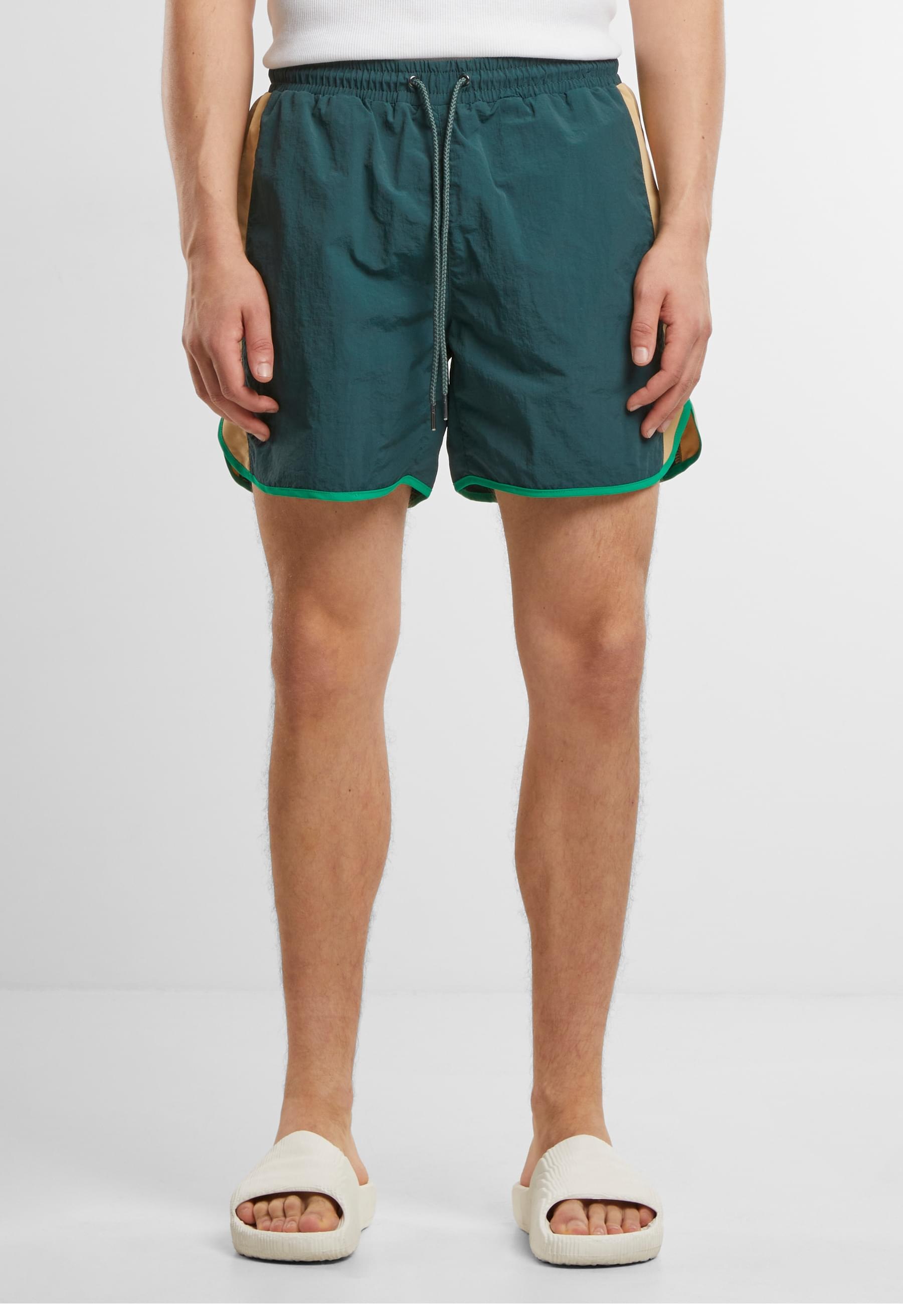 URBAN CLASSICS Badeshorts »Urban Classics Retro Look Swim Shorts«