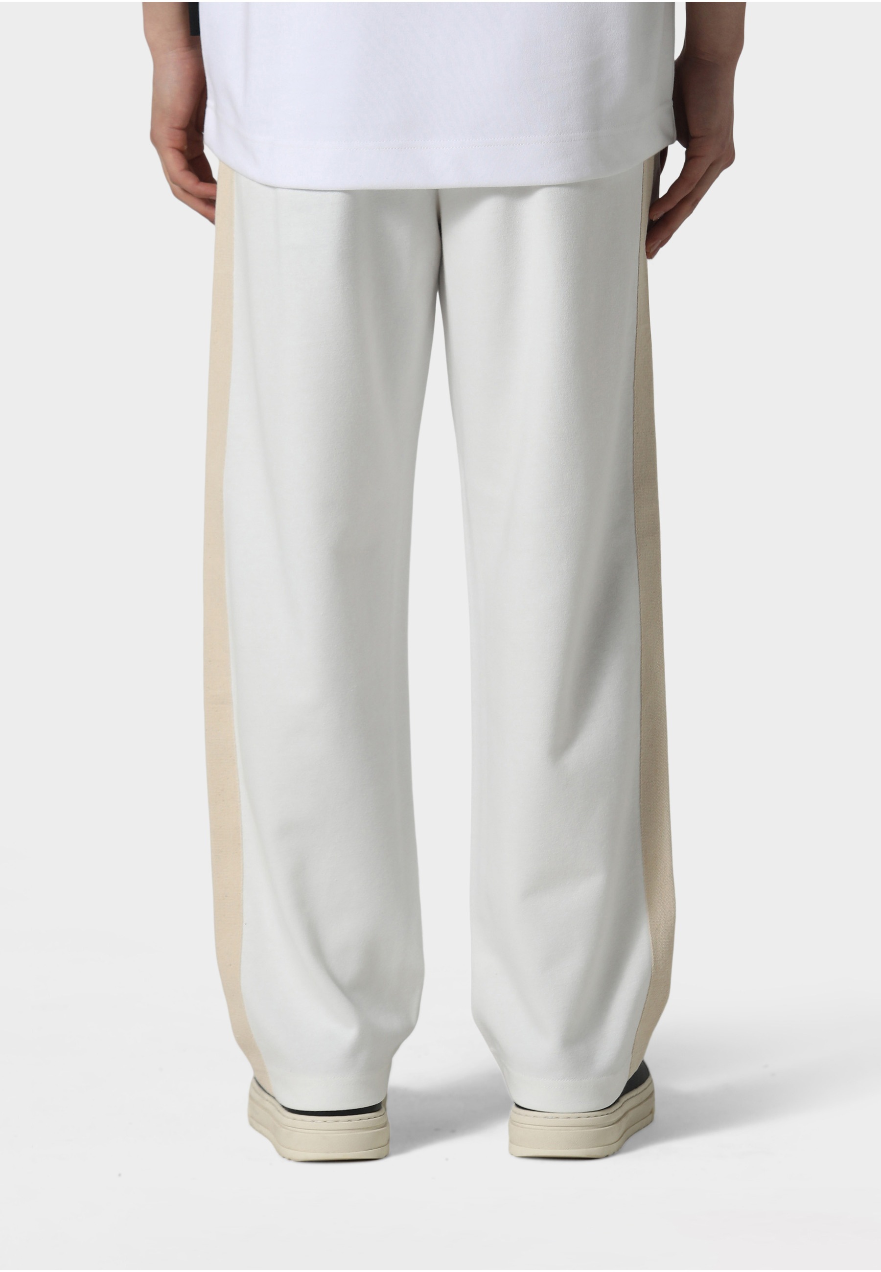 Irasuto Studios Stoffhose »Irasuto Studios OPEN HEM PANTS«