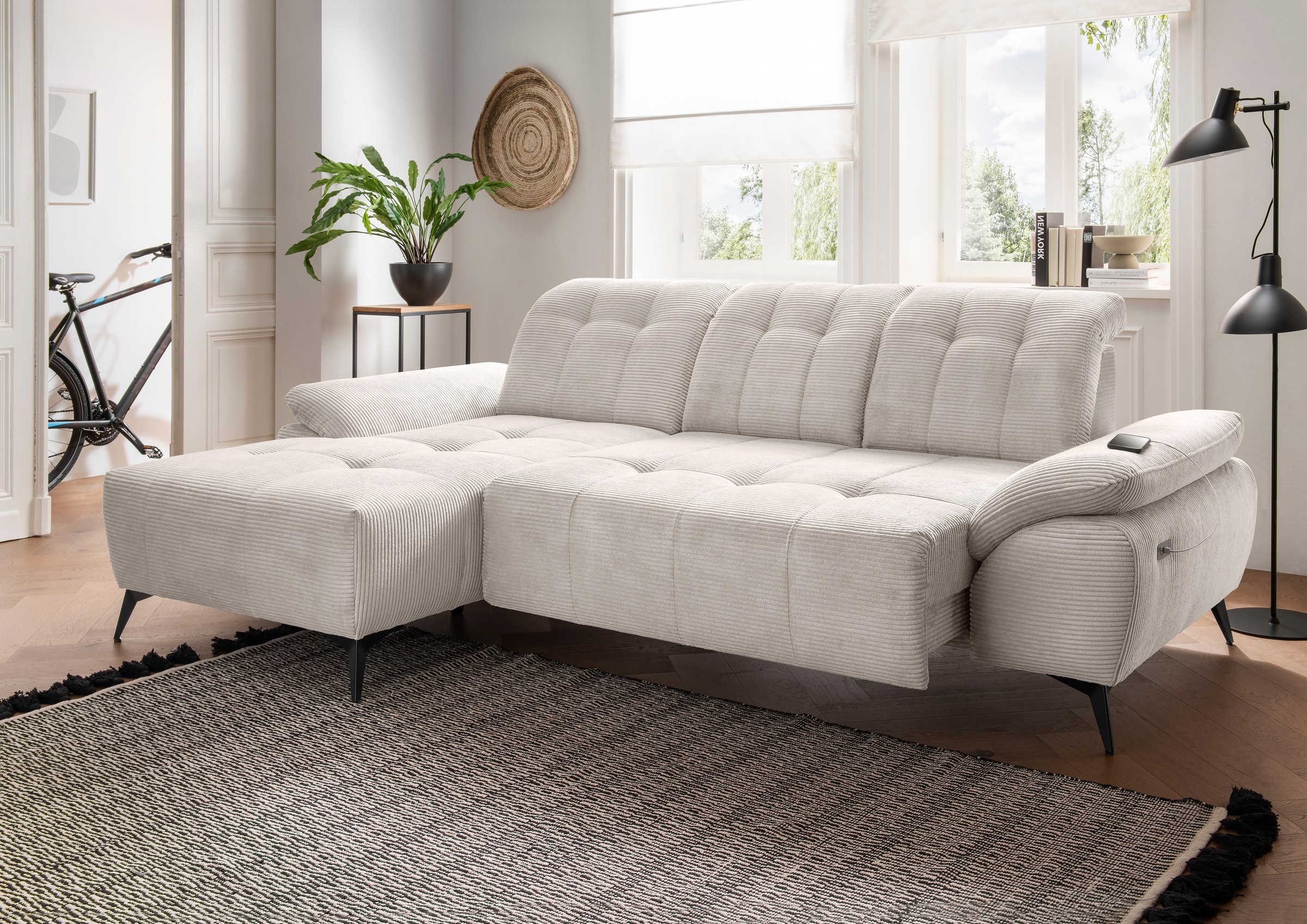Home affaire Ecksofa »Lazio modern und bequem, schmale Armlehnen, tolle Detailverarbeitung« zwei verschiedene Fußfarben wählbar
