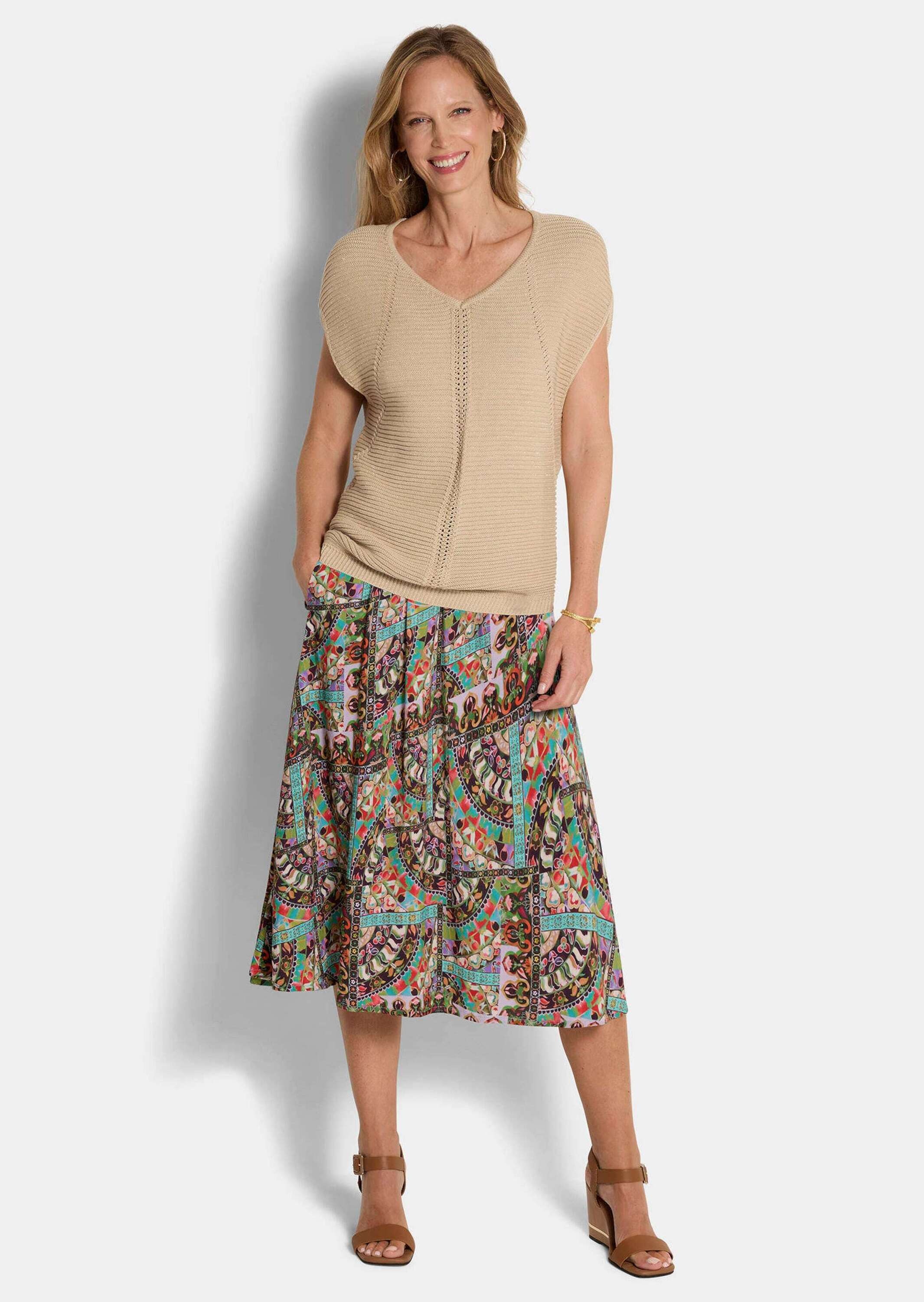 GOLDNER Rundhalspullover "Kurzgröße Rippstrickpullover mit V-Ausschnitt" go günstig online kaufen